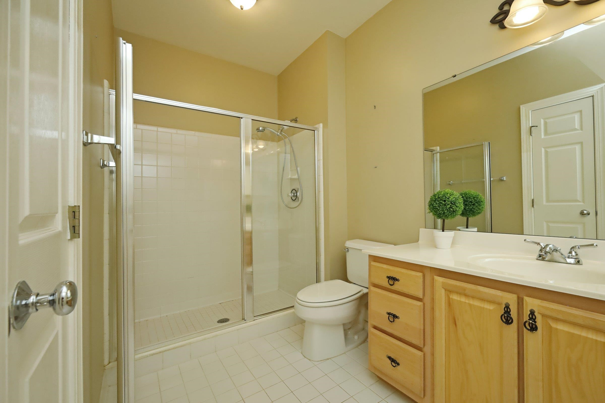 108 Northbrook Drive Unit: 305