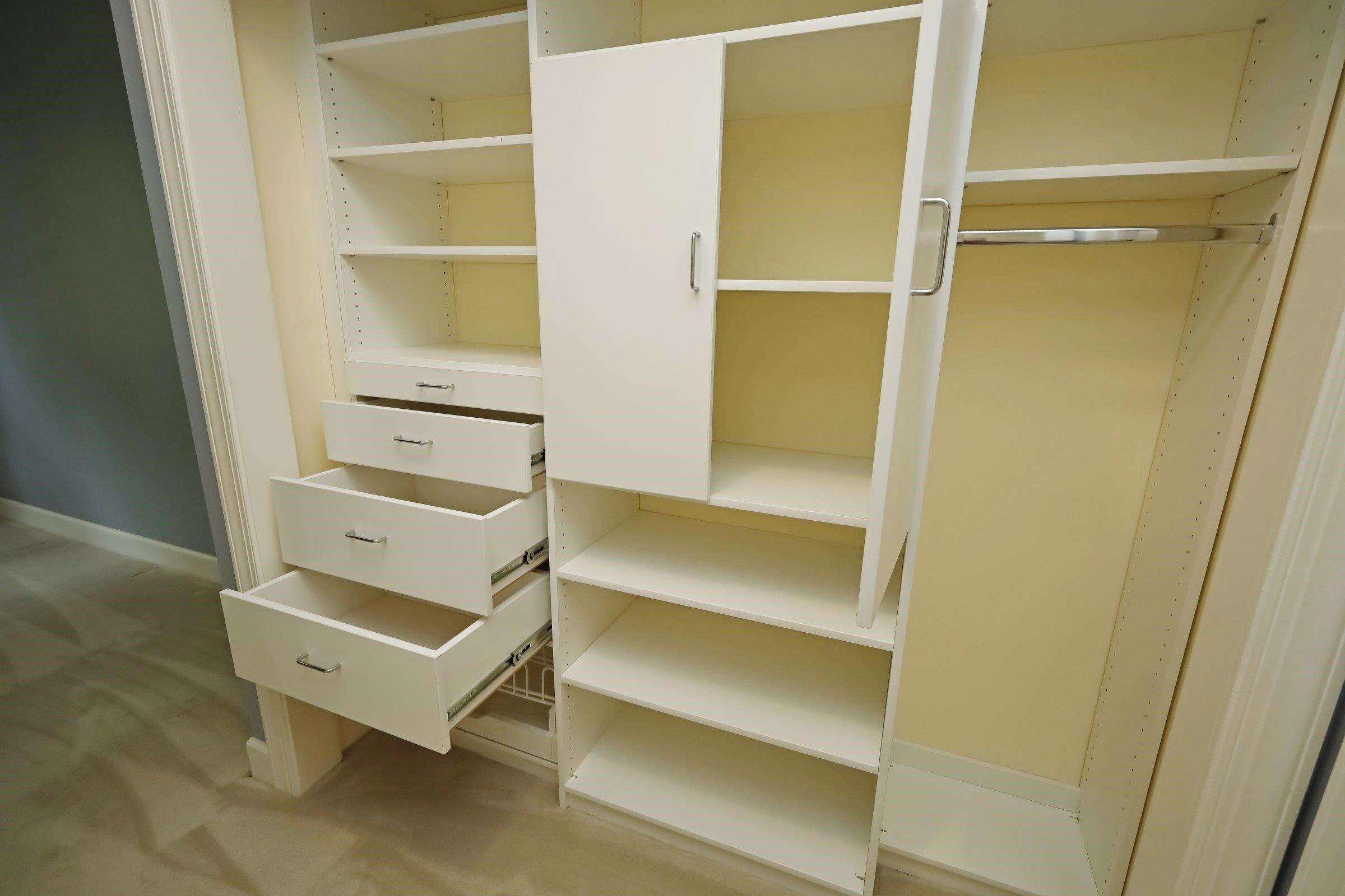 108 Northbrook Drive Unit: 305