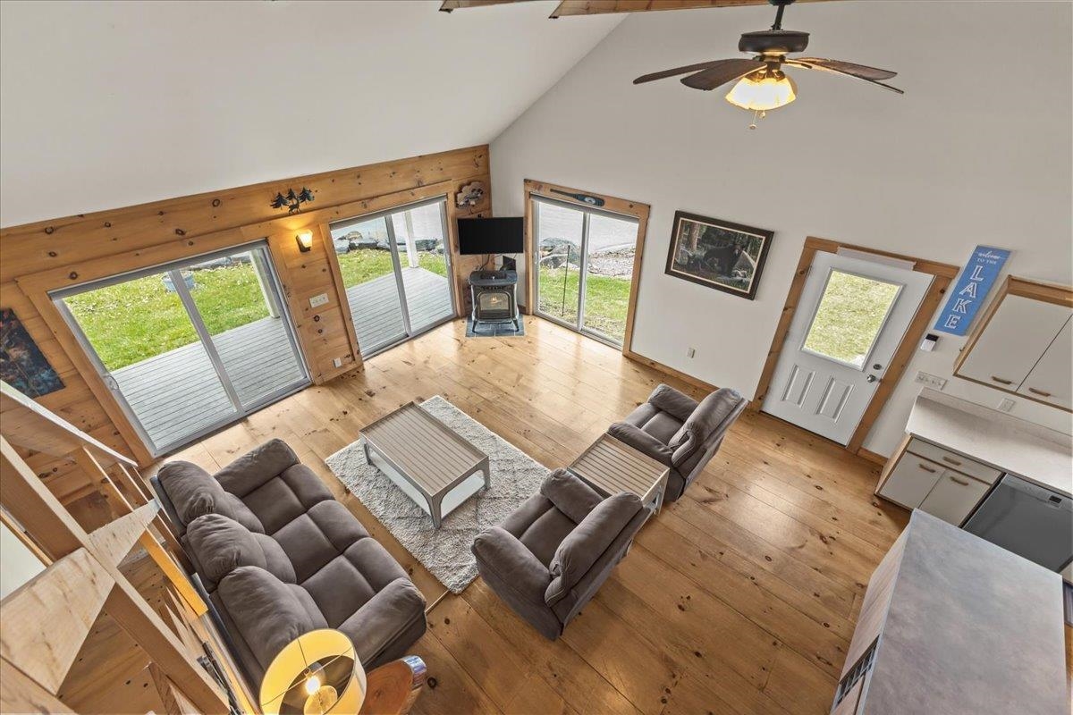 1223 Hathaway Point Road