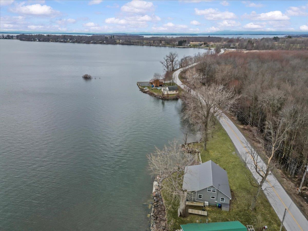 1223 Hathaway Point Road