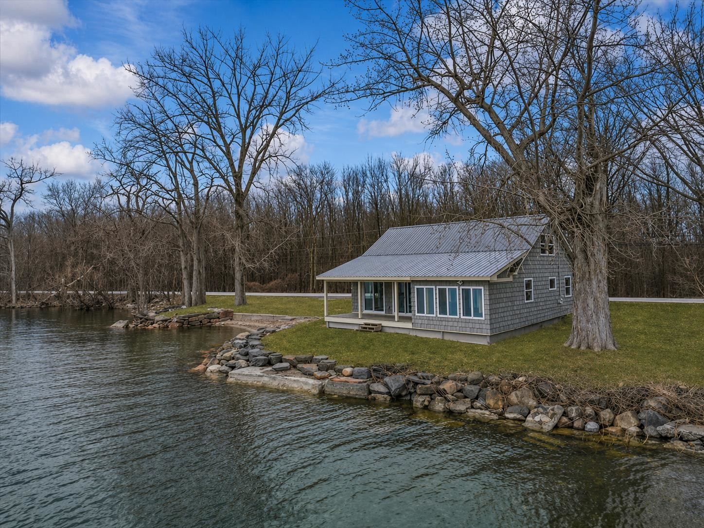 1223 Hathaway Point Road