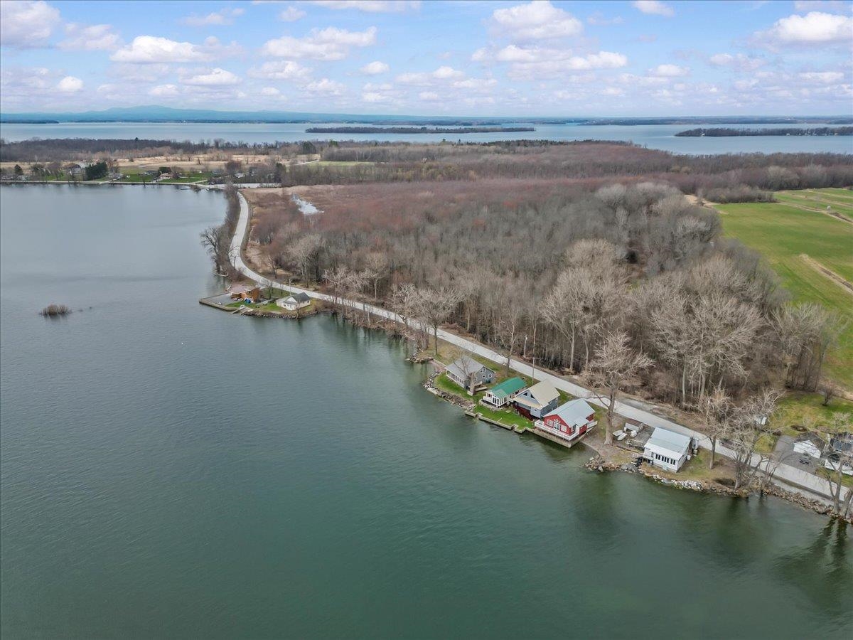 1223 Hathaway Point Road