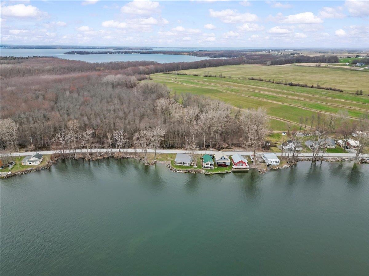 1223 Hathaway Point Road