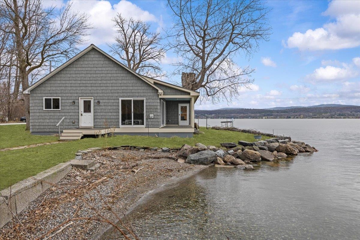 1223 Hathaway Point Road