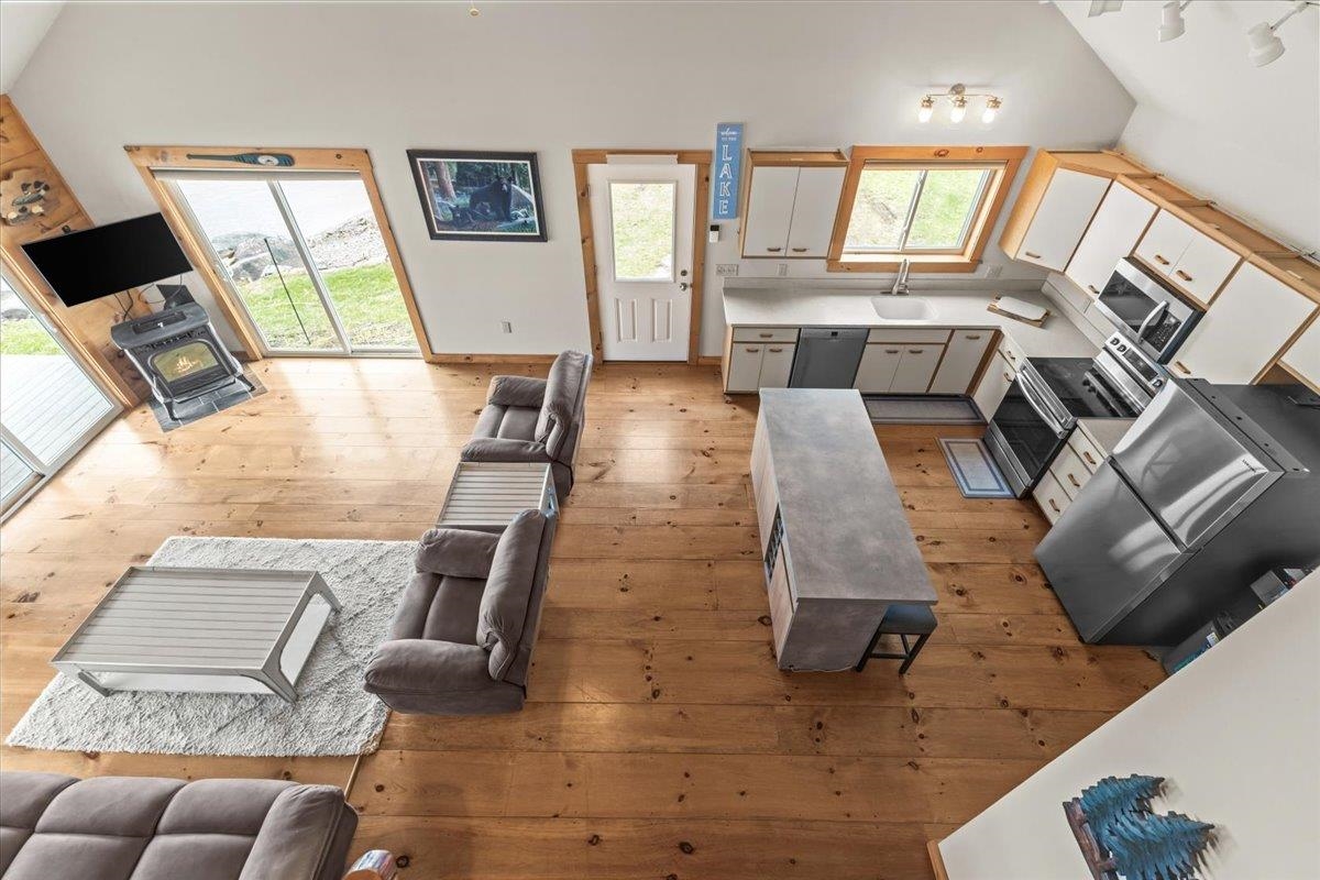 1223 Hathaway Point Road