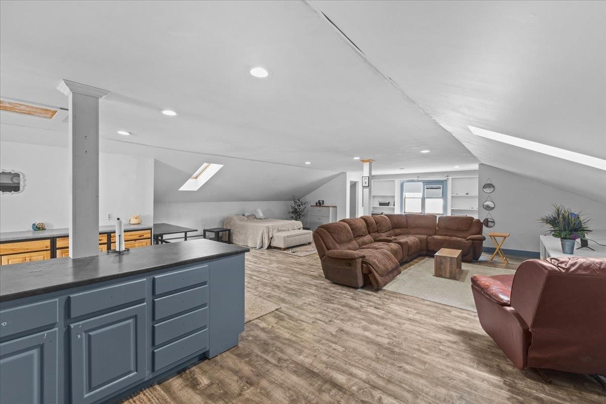 14 Sunset Drive