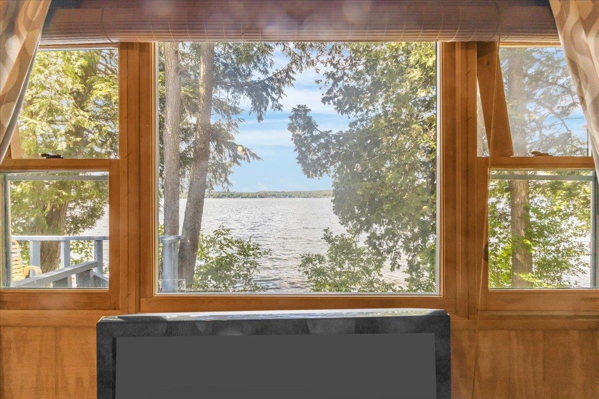 306 Hammond Shore Road