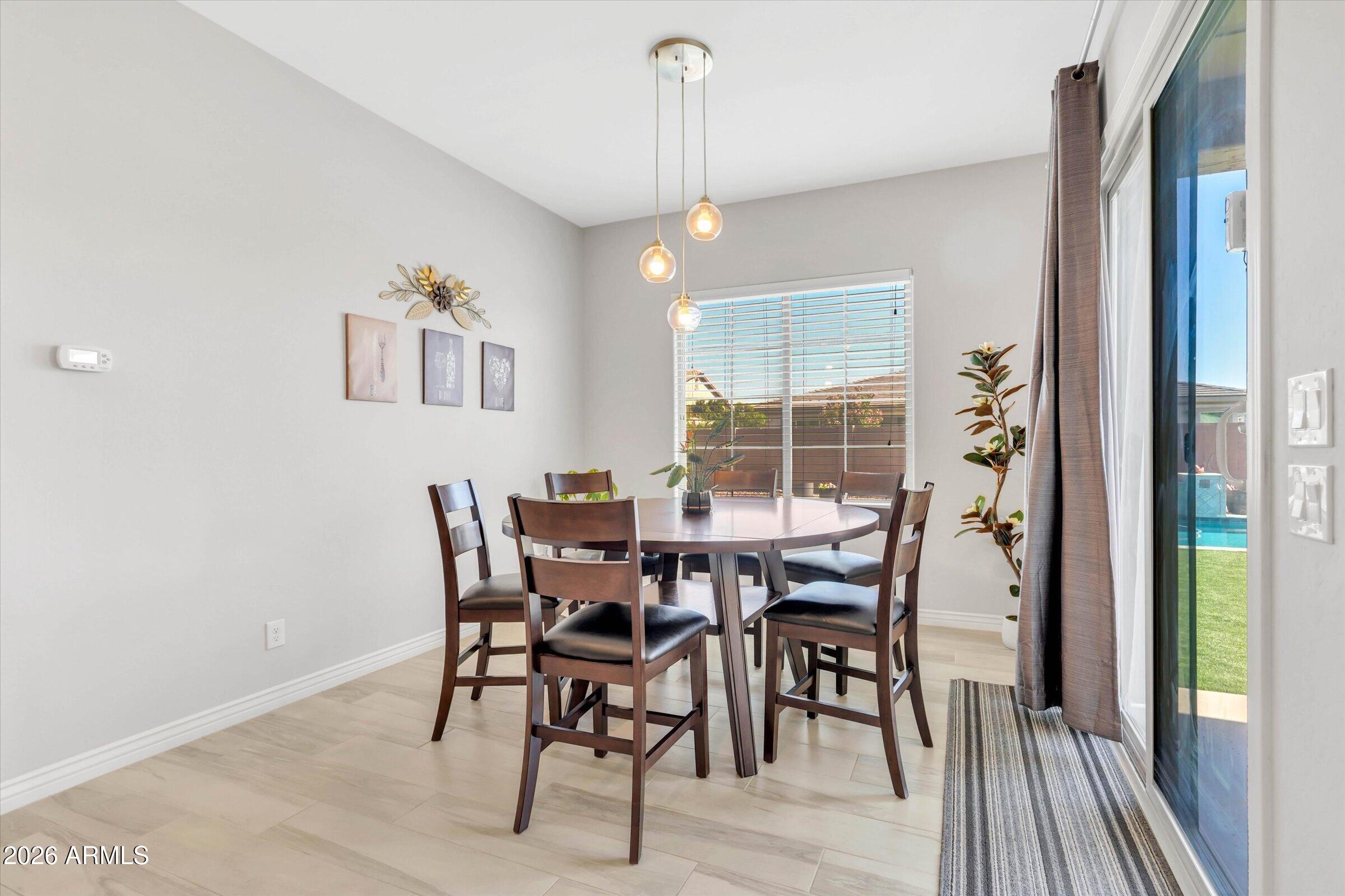 3353 E ASTER Drive