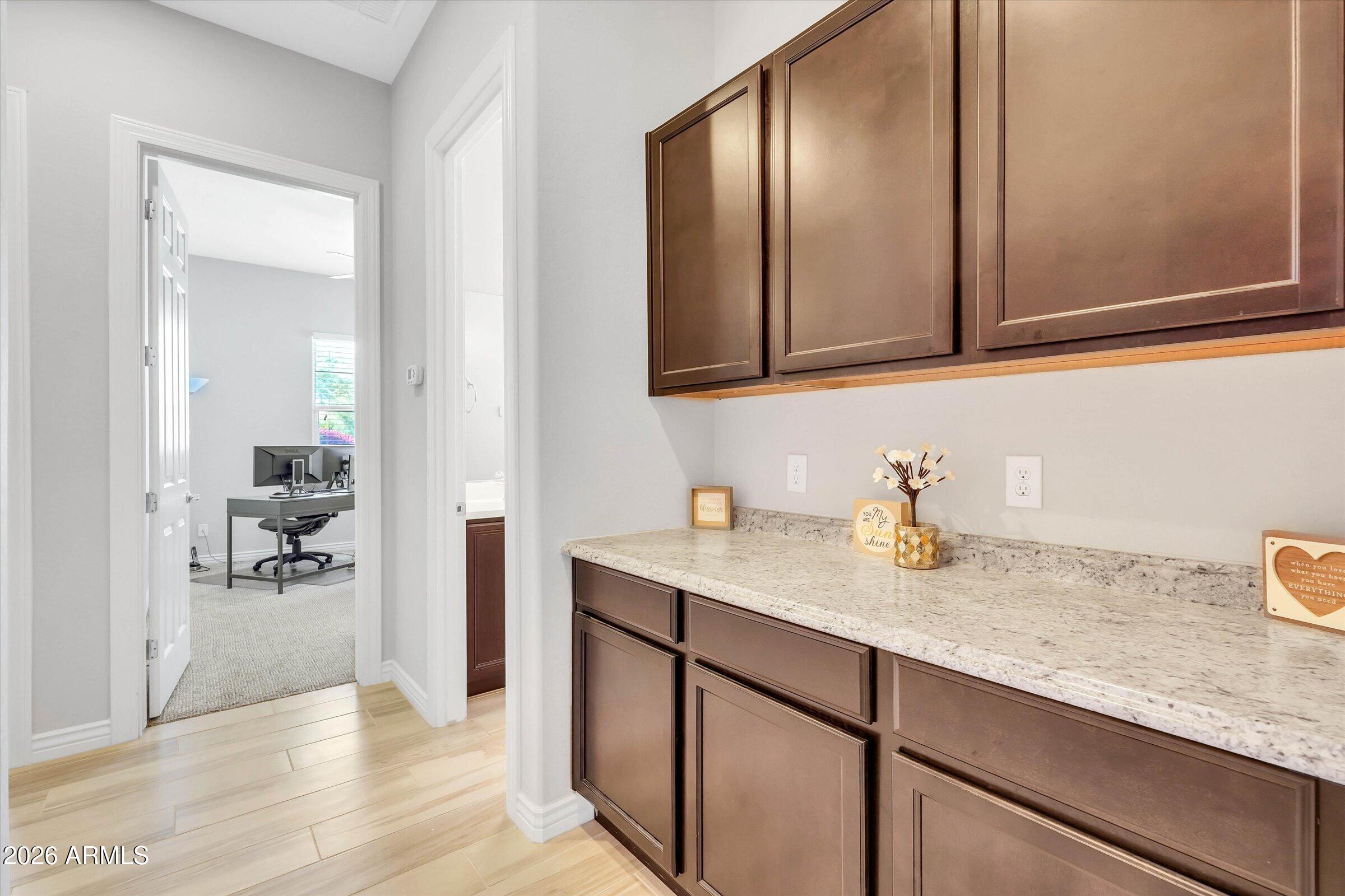 3353 E ASTER Drive