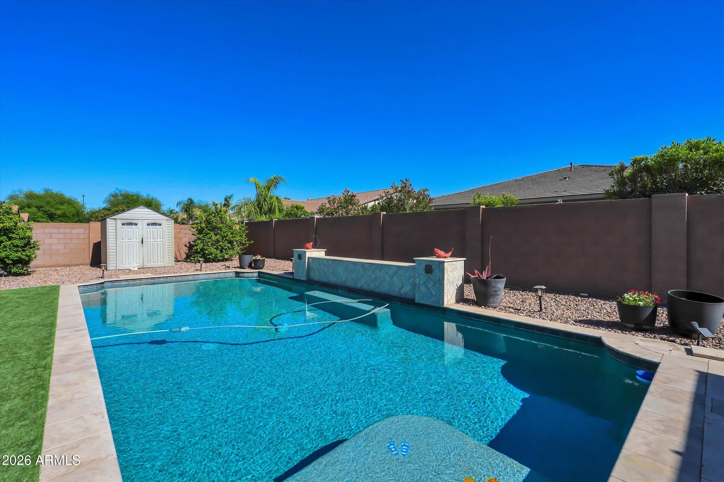 3353 E ASTER Drive