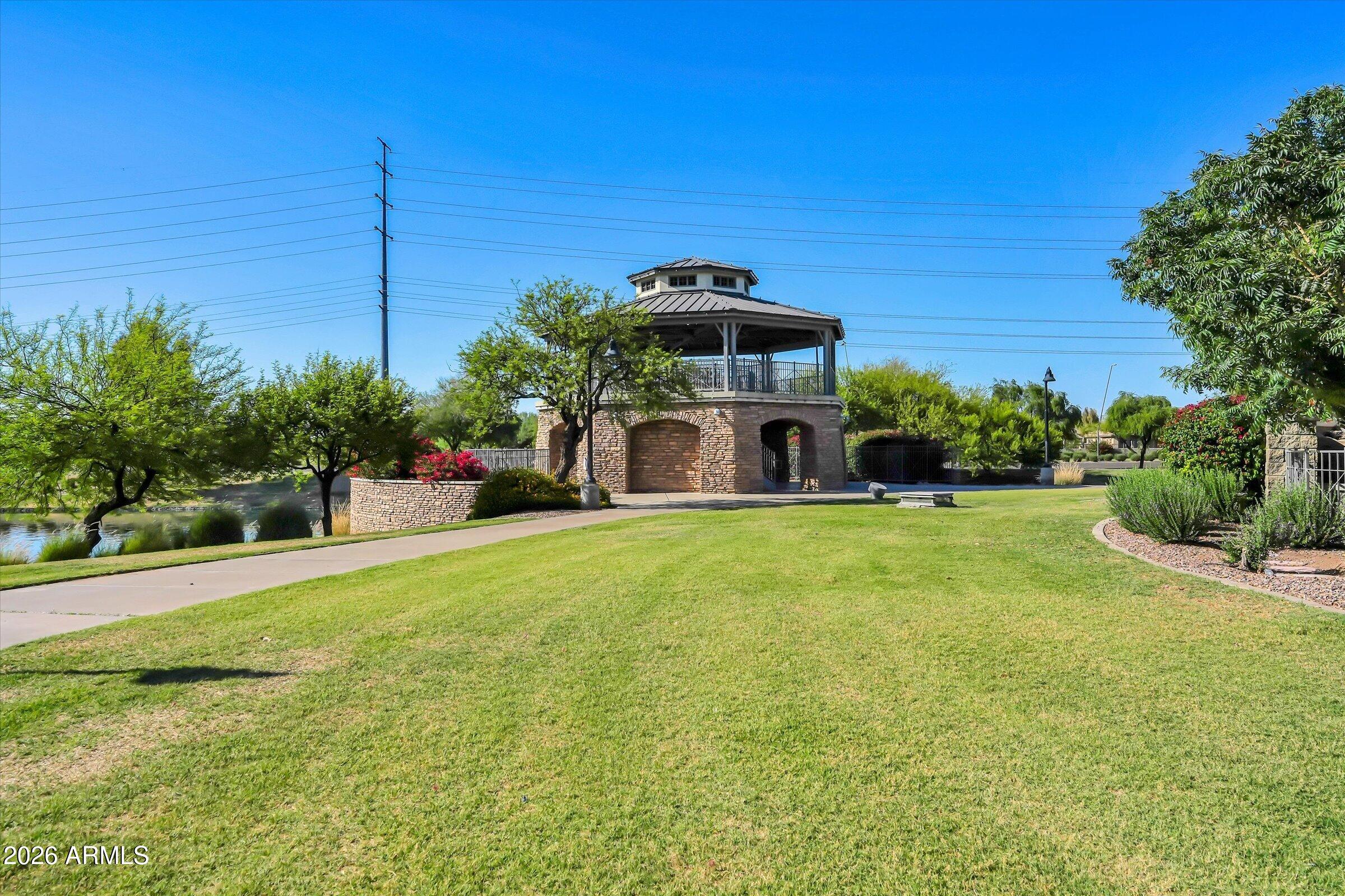 3353 E ASTER Drive