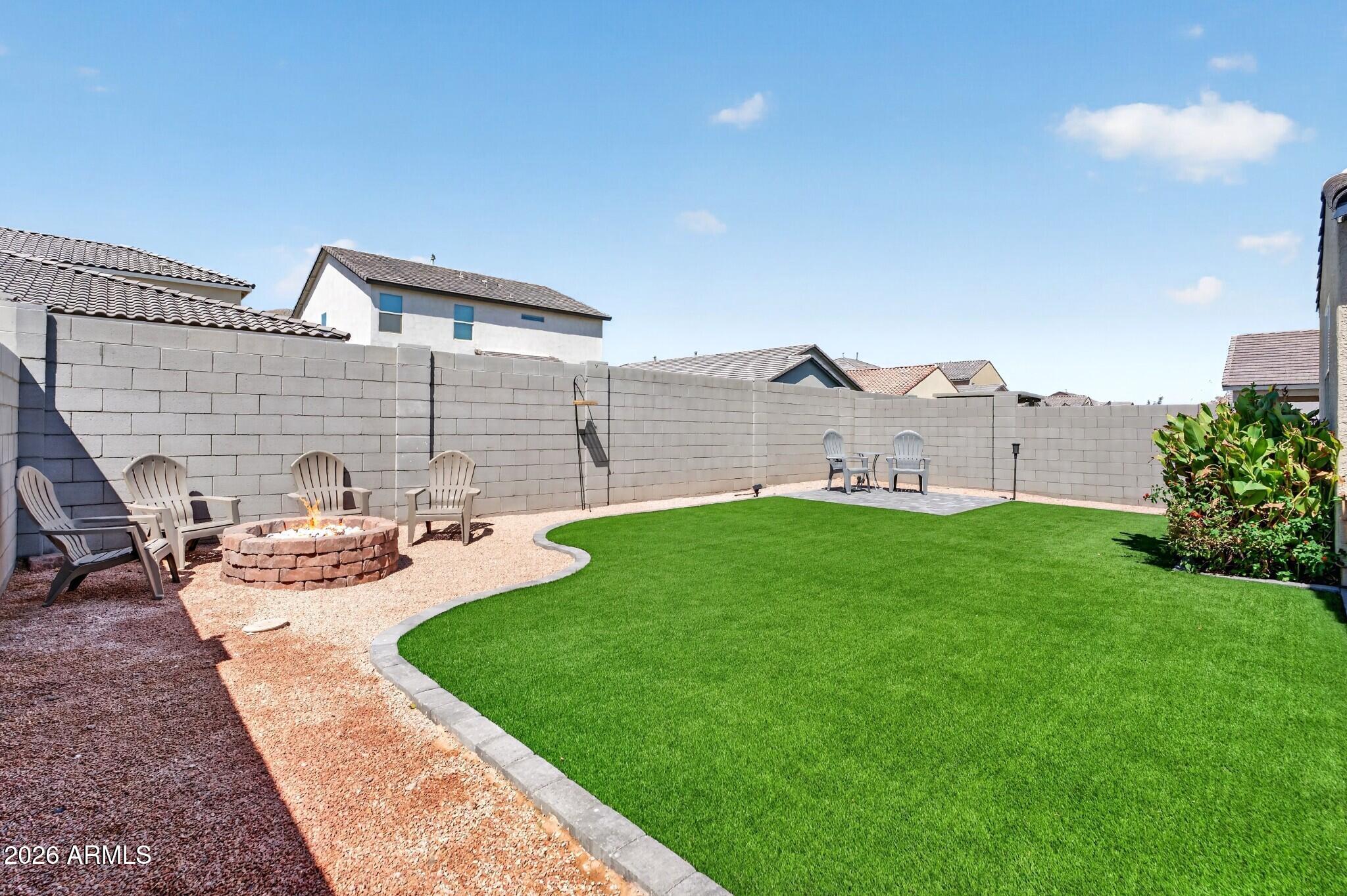 4381 W MOUNTAIN LAURAL Drive