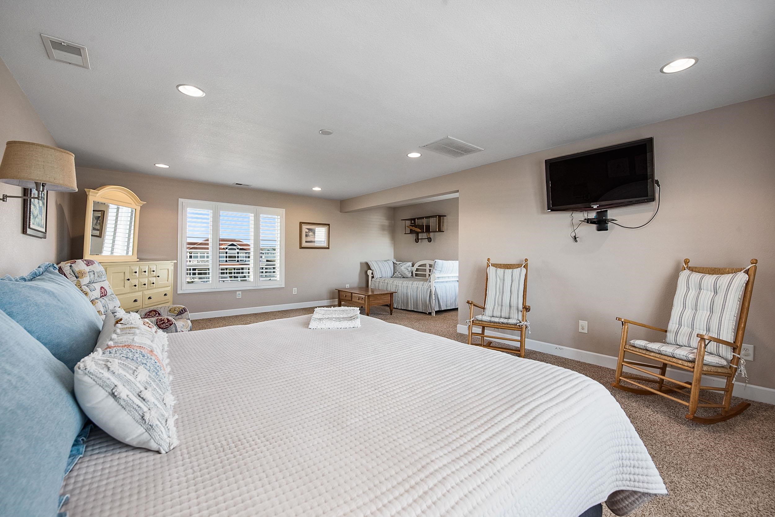 961 Lighthouse Drive lot 8