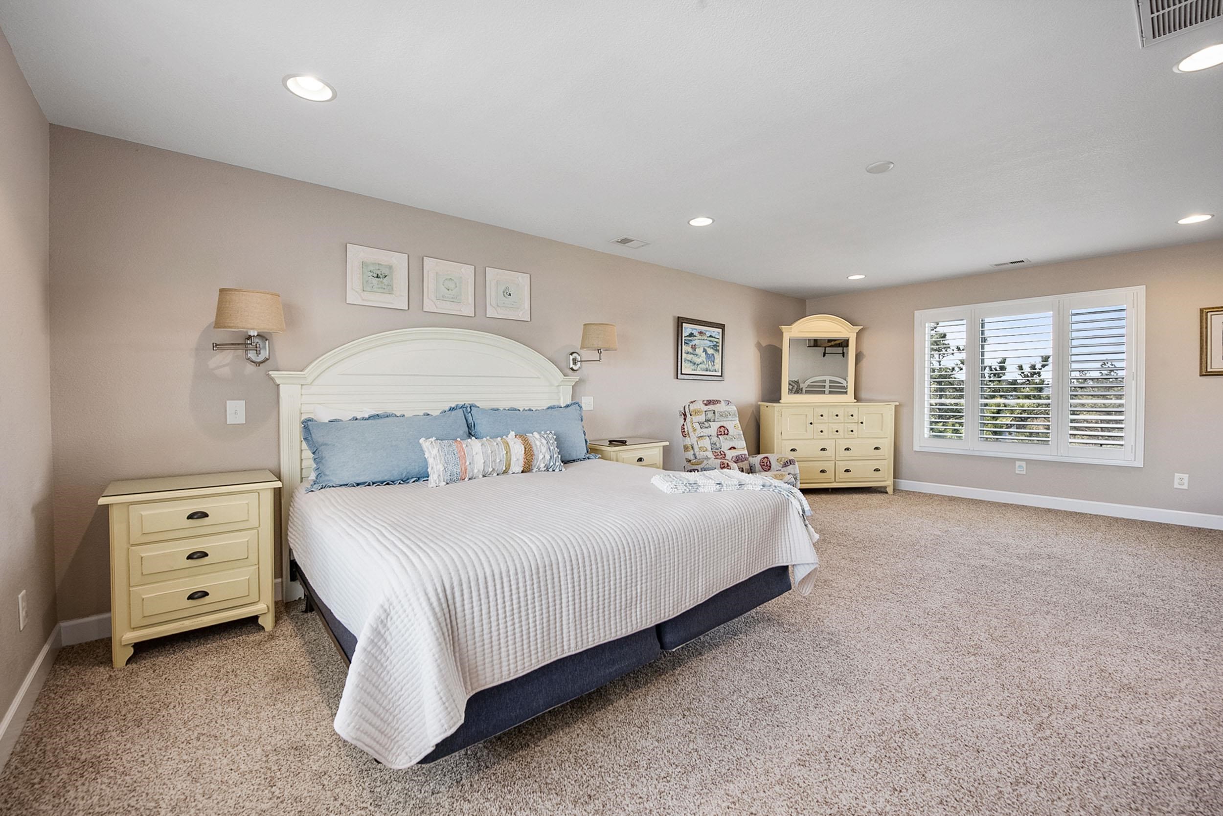 961 Lighthouse Drive lot 8