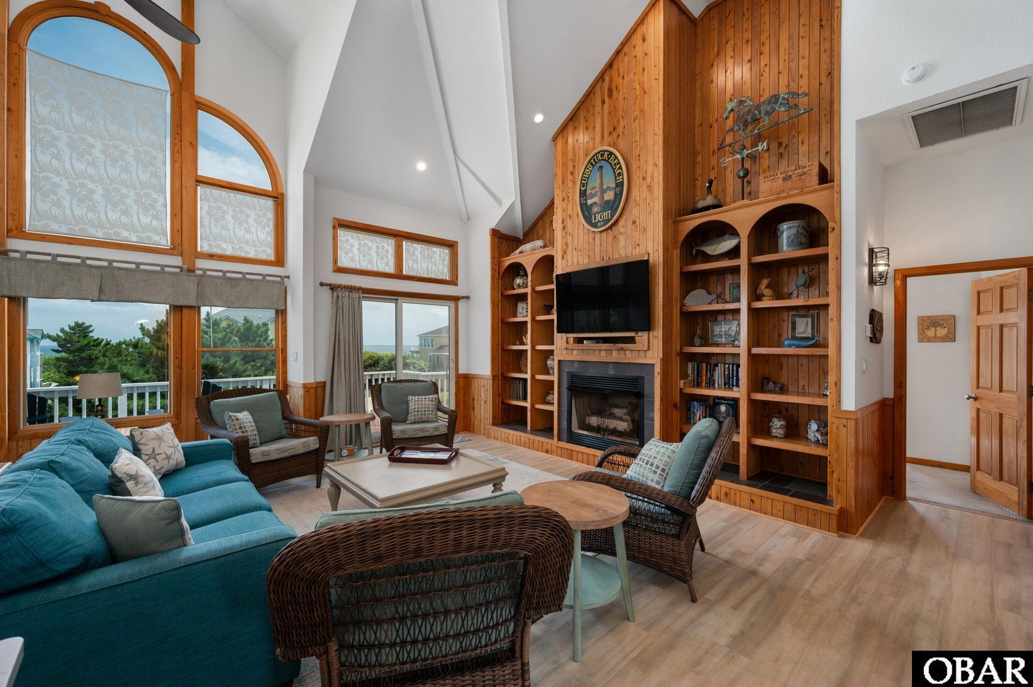 1042 Lighthouse Drive