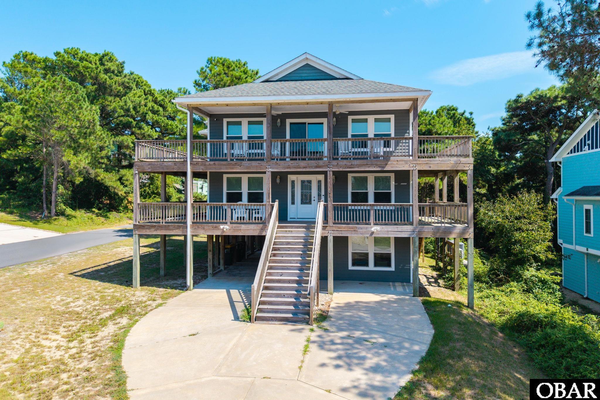 836 Rosewood Court