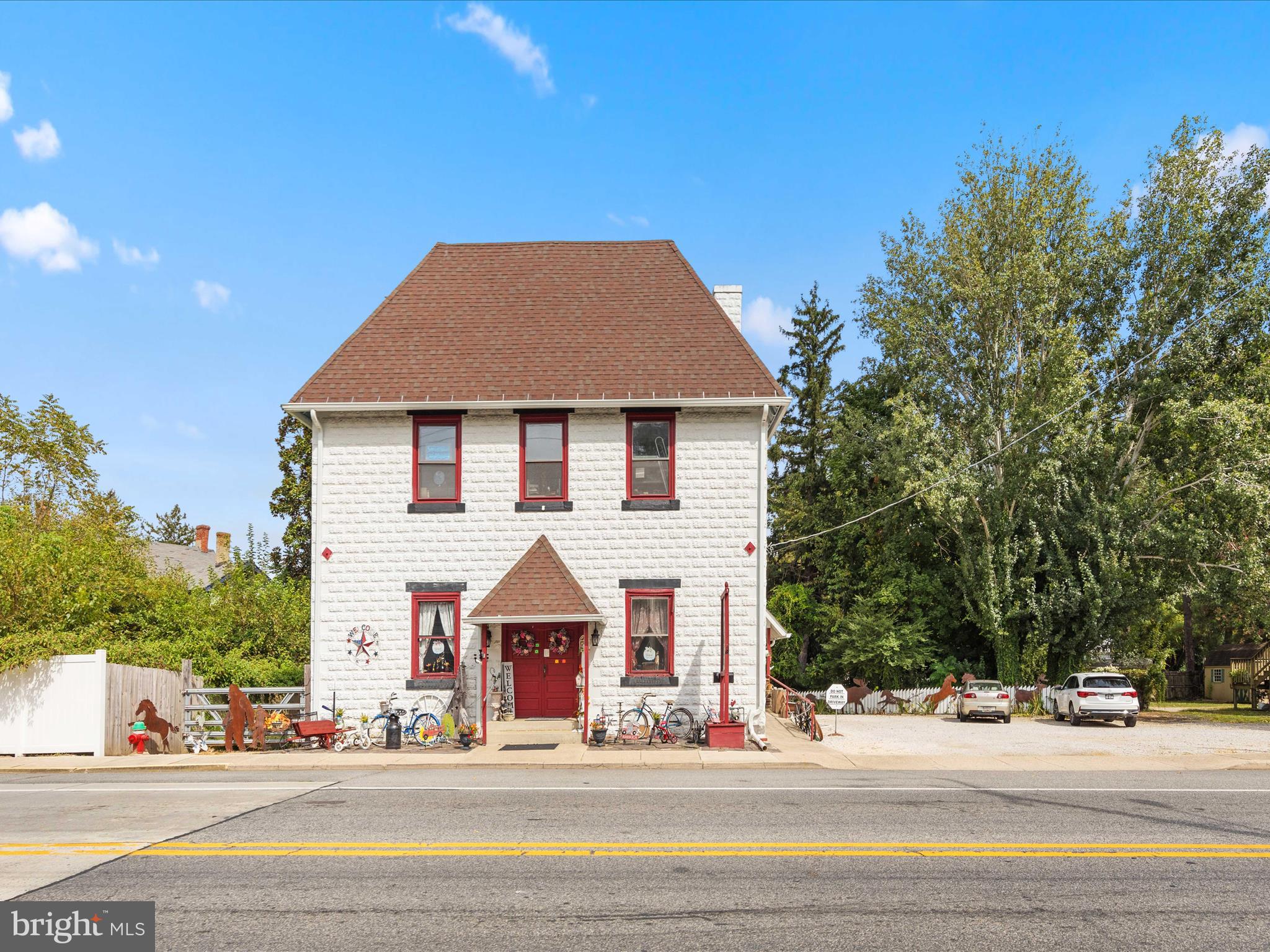 311 E CAMDEN WYOMING AVENUE