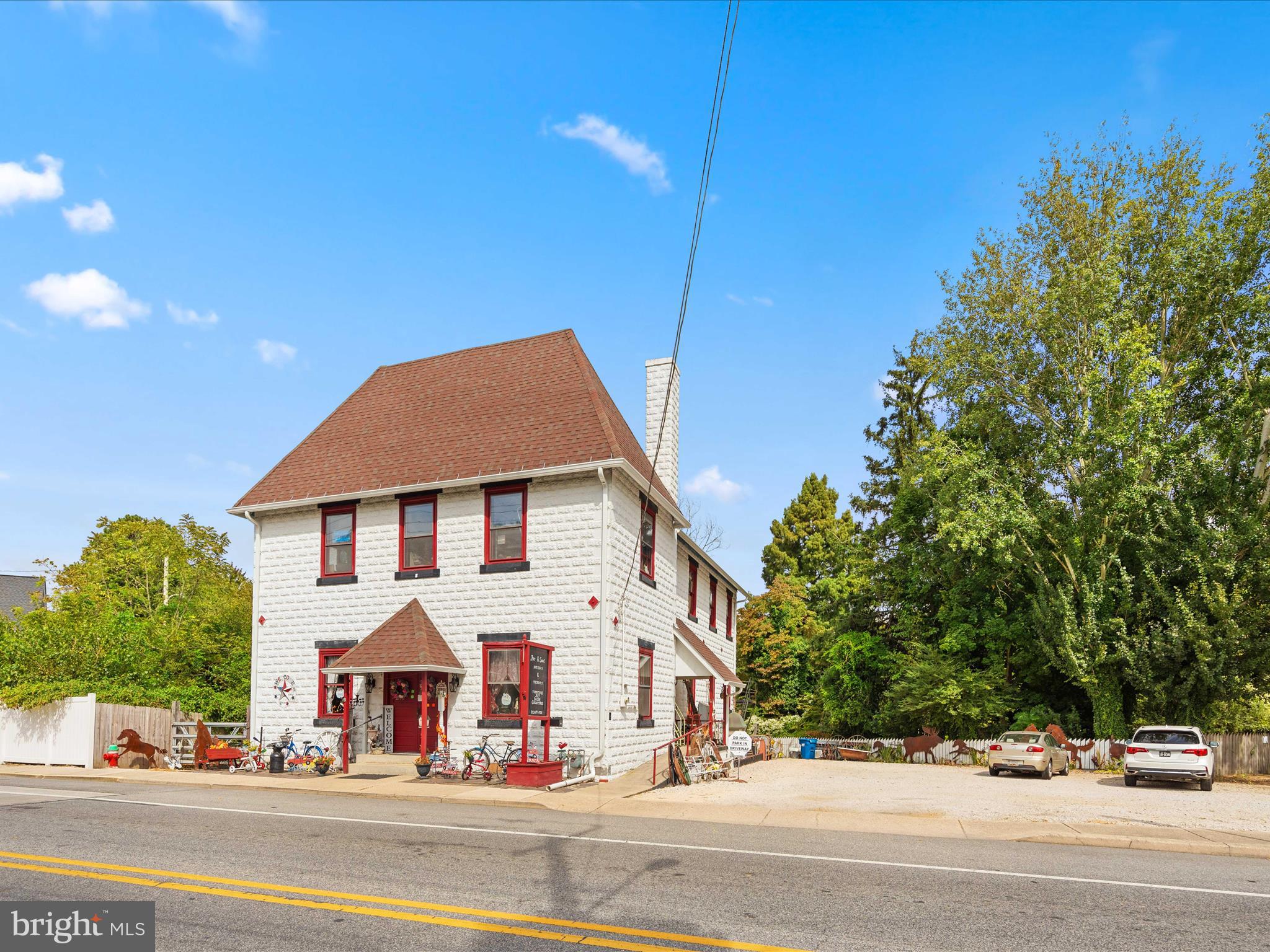 311 E CAMDEN WYOMING AVENUE
