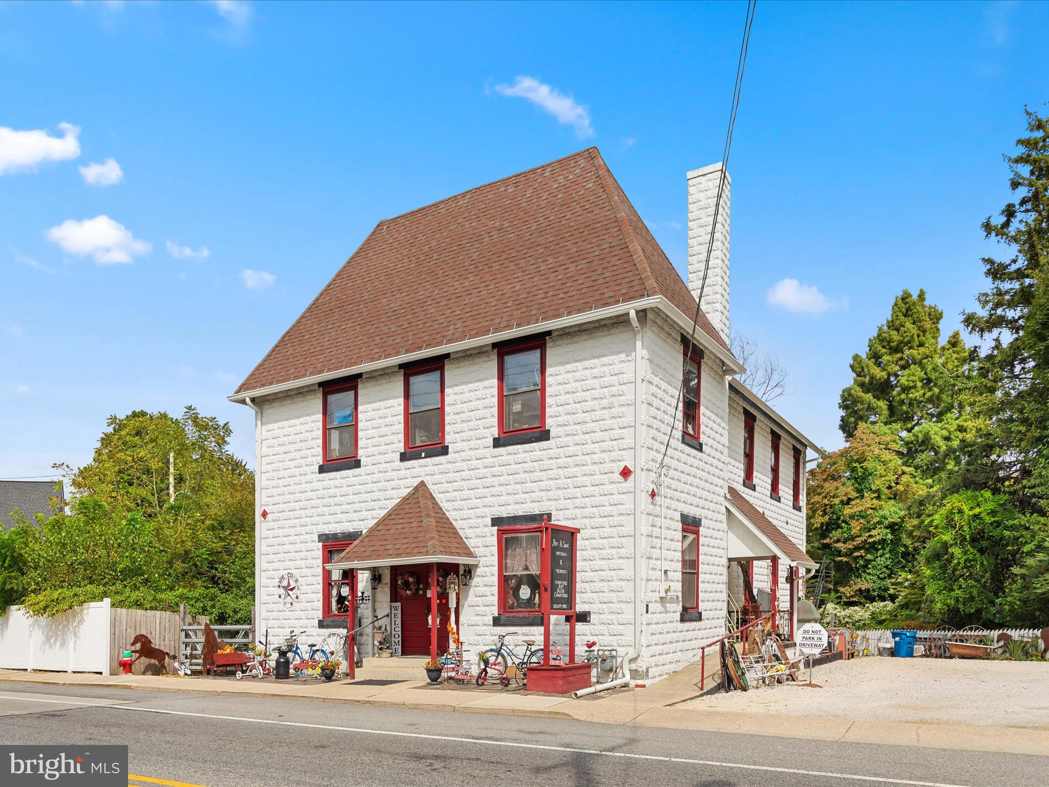 311 E CAMDEN WYOMING AVENUE