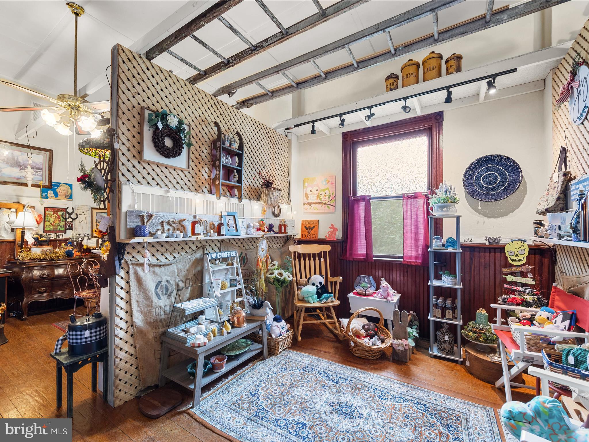 311 E CAMDEN WYOMING AVENUE