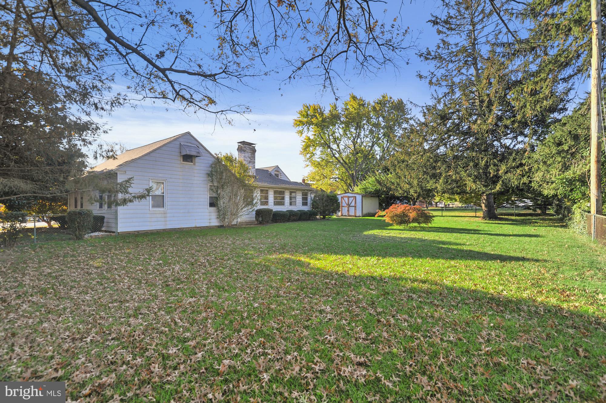 24 LAKE DRIVE