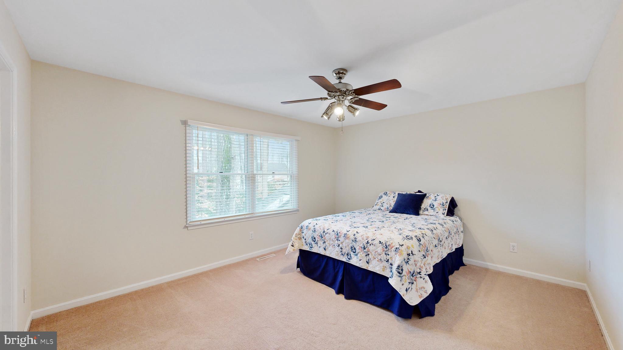 489 RUYTER DRIVE