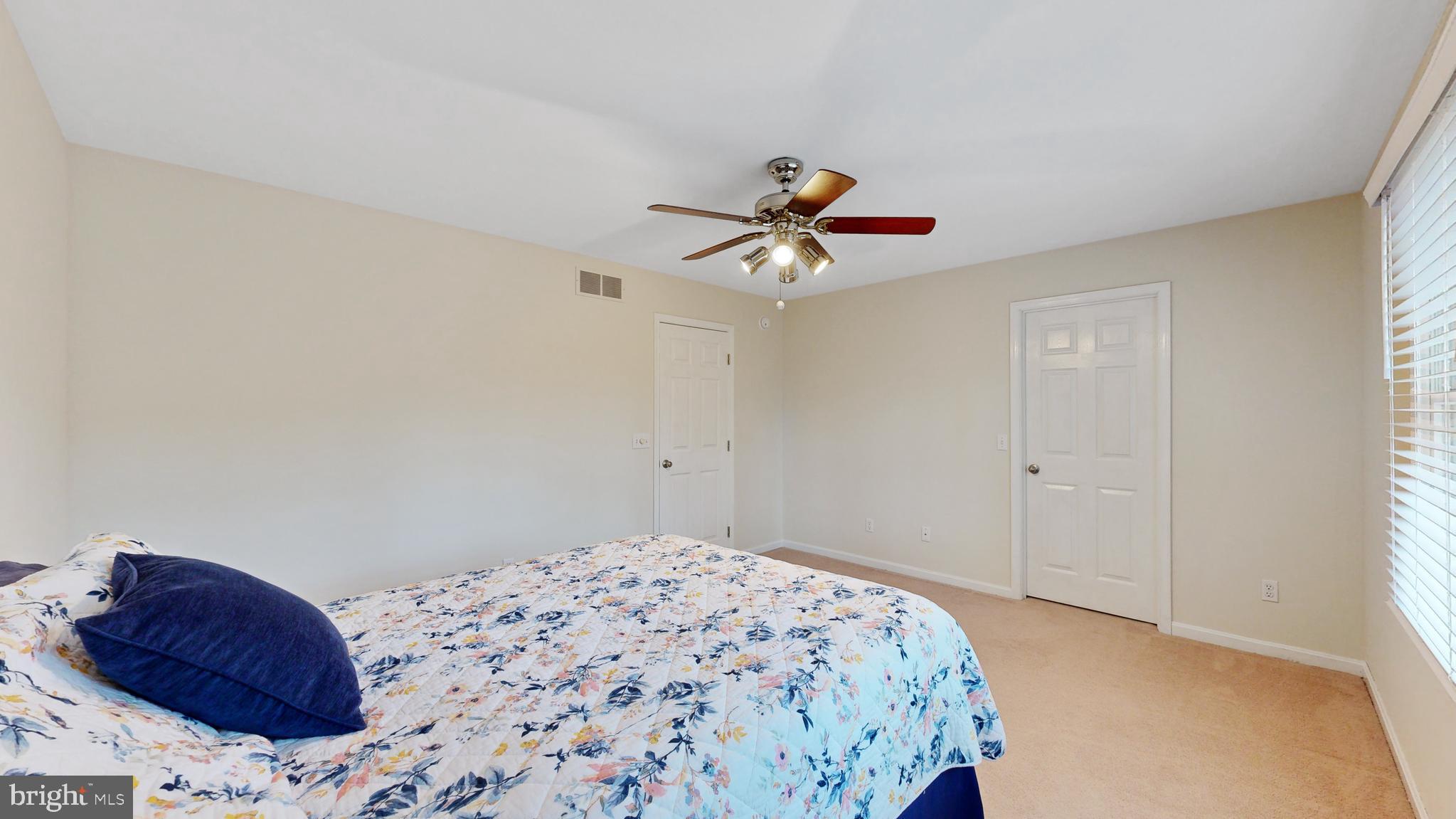 489 RUYTER DRIVE