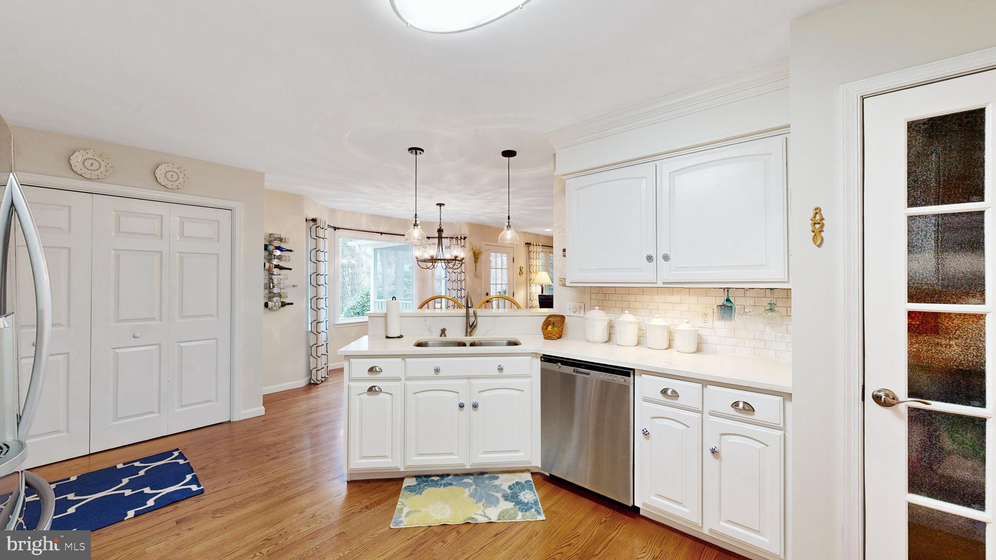 489 RUYTER DRIVE