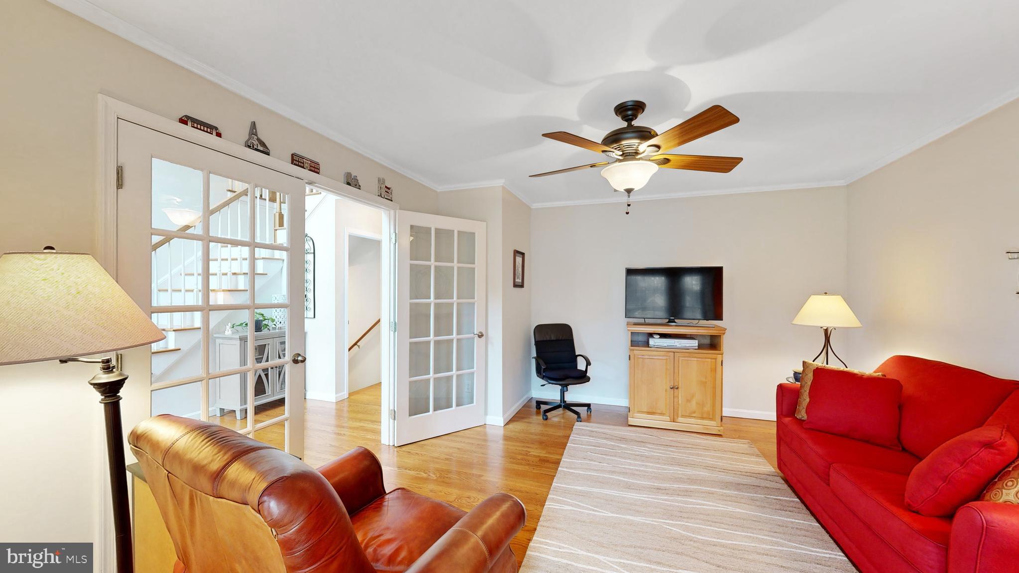 489 RUYTER DRIVE