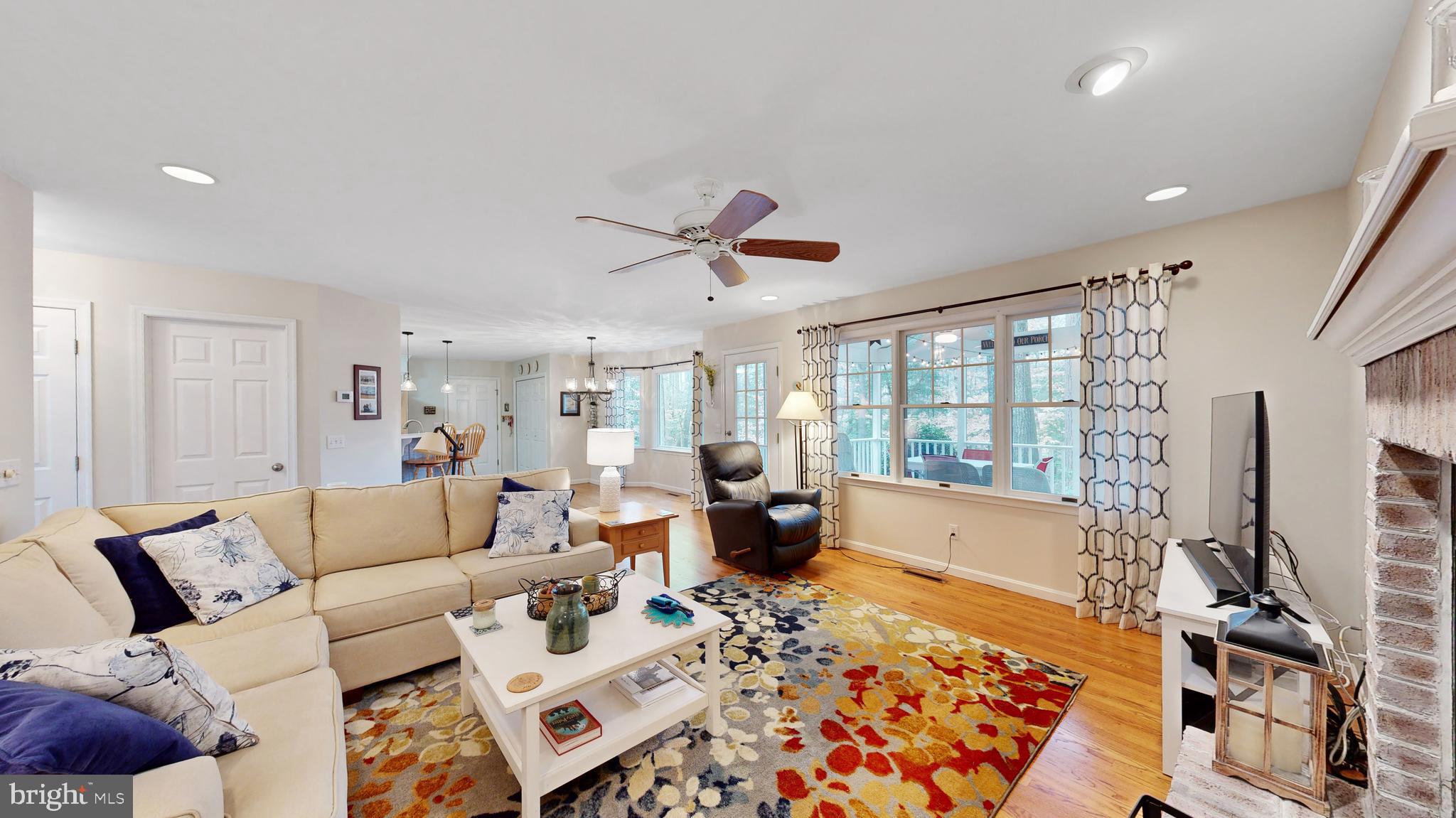 489 RUYTER DRIVE