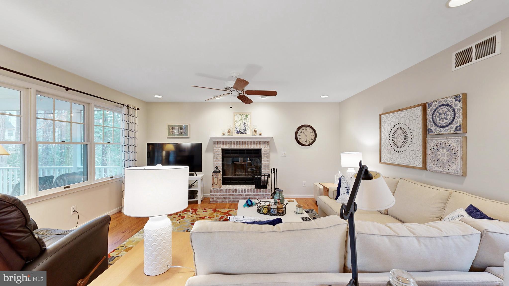 489 RUYTER DRIVE