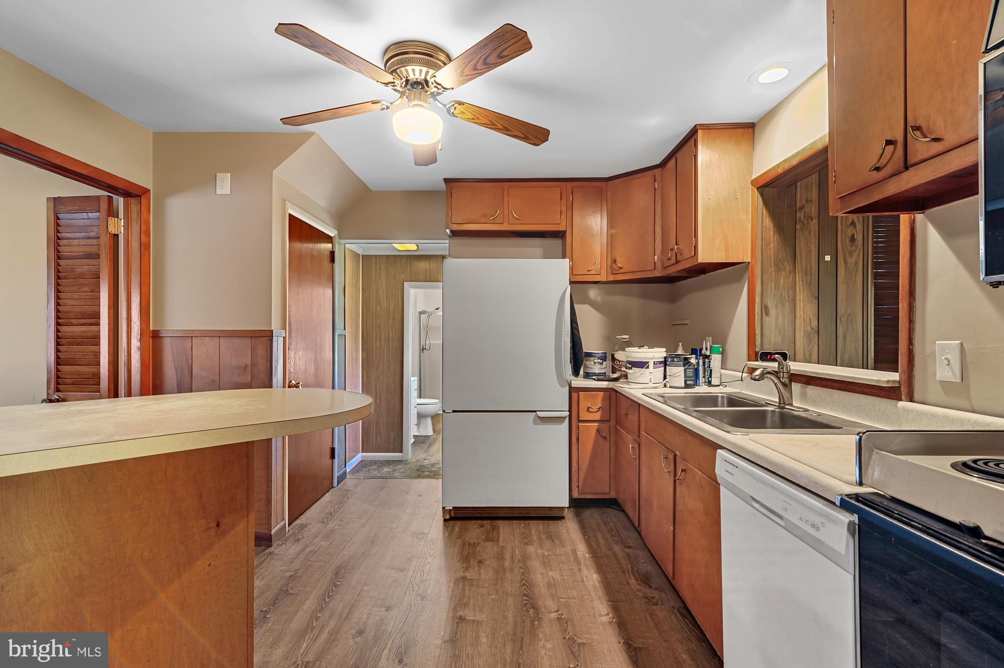 235 SUNNYSIDE ROAD