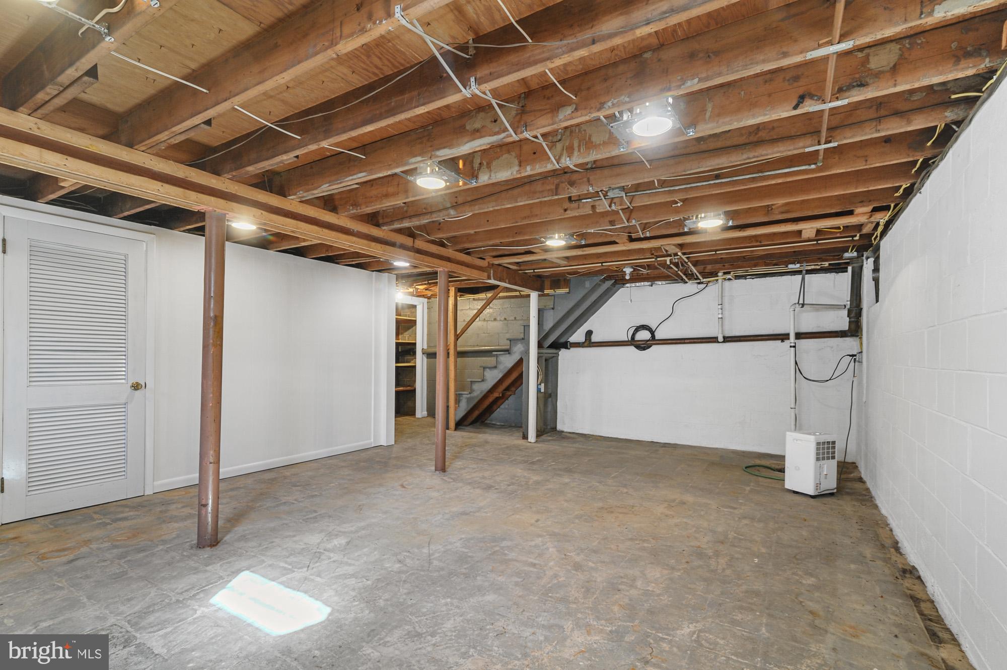 235 SUNNYSIDE ROAD