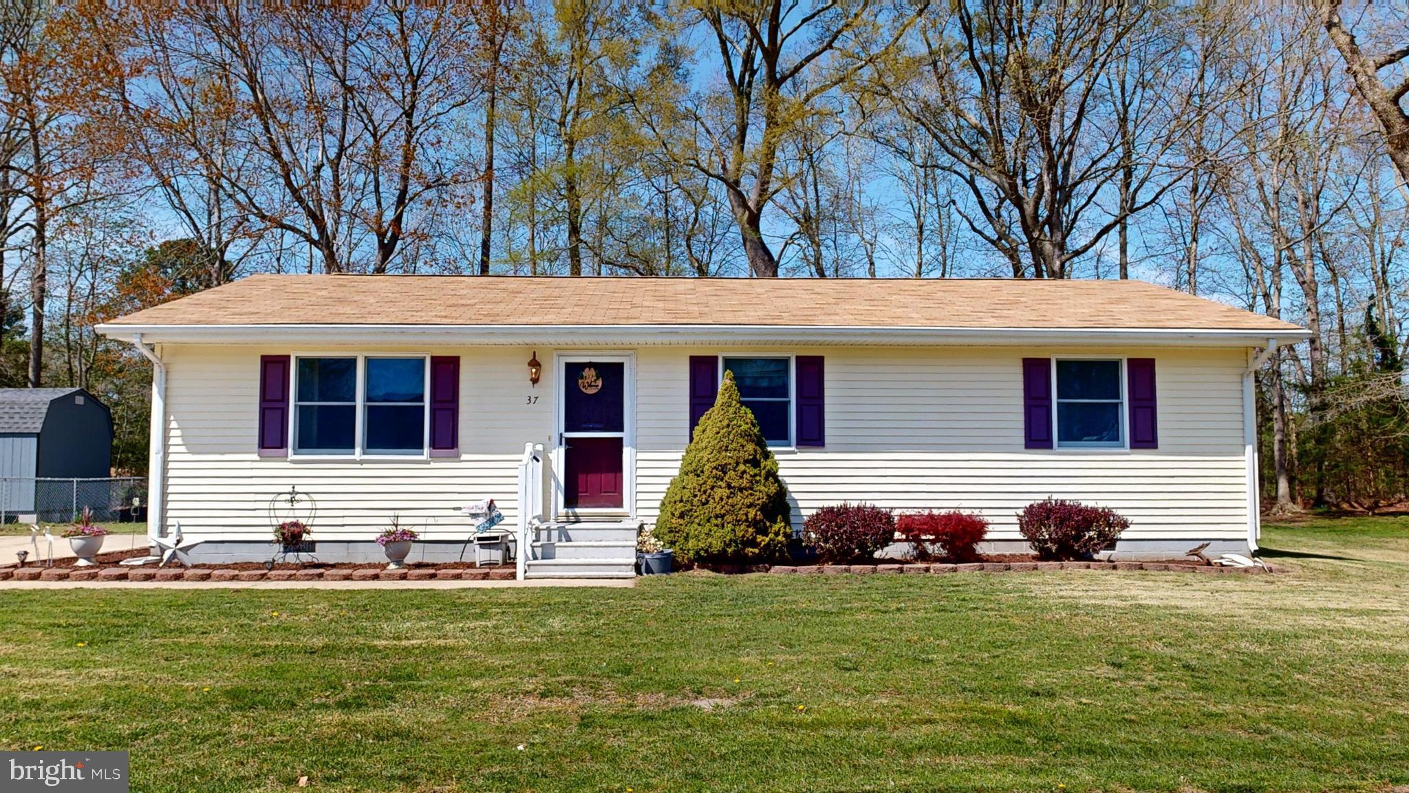 37 KERRY CIRCLE