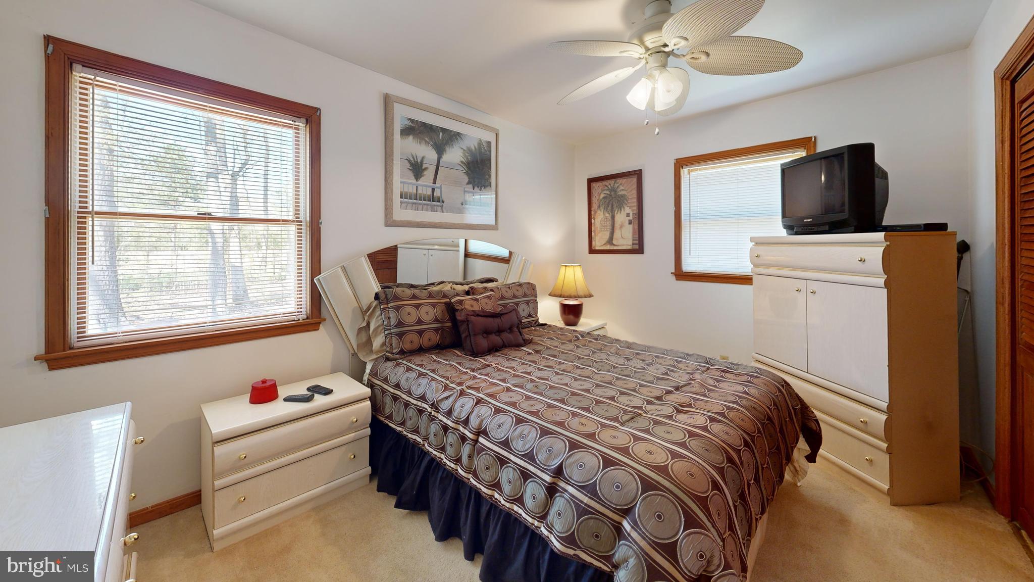 37 KERRY CIRCLE