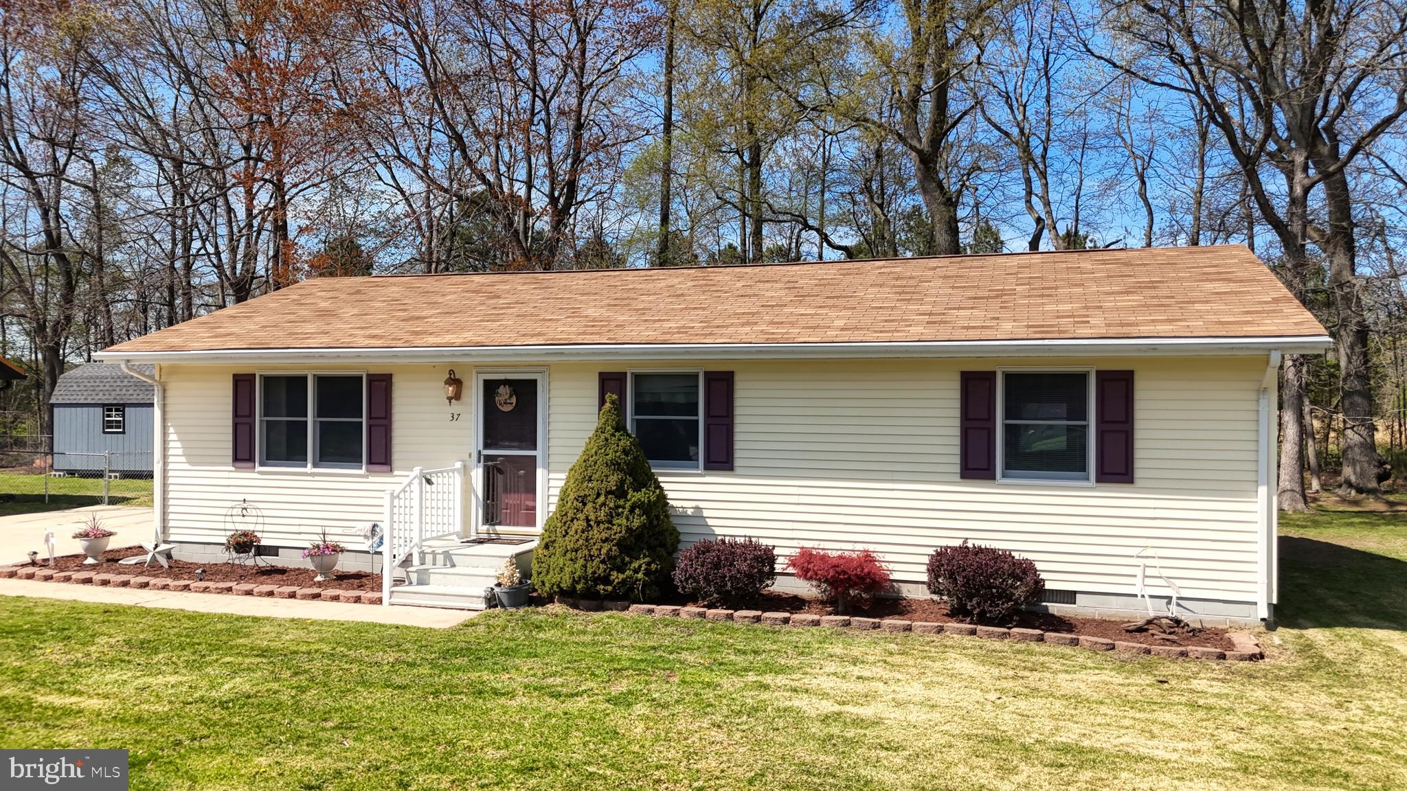 37 KERRY CIRCLE
