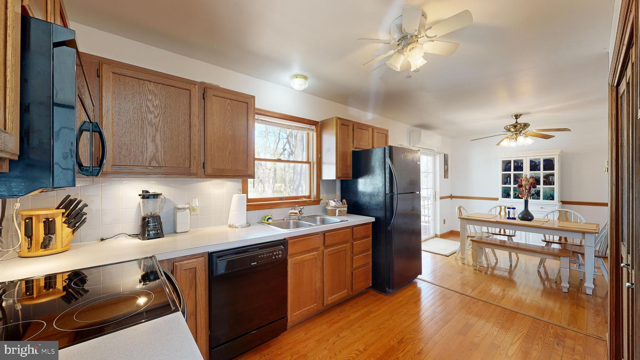 37 KERRY CIRCLE