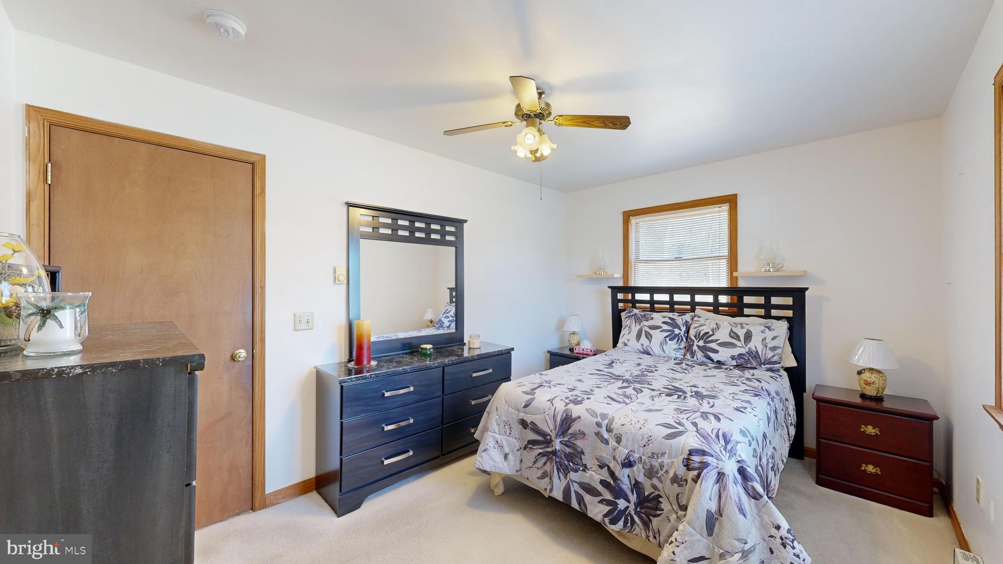 37 KERRY CIRCLE