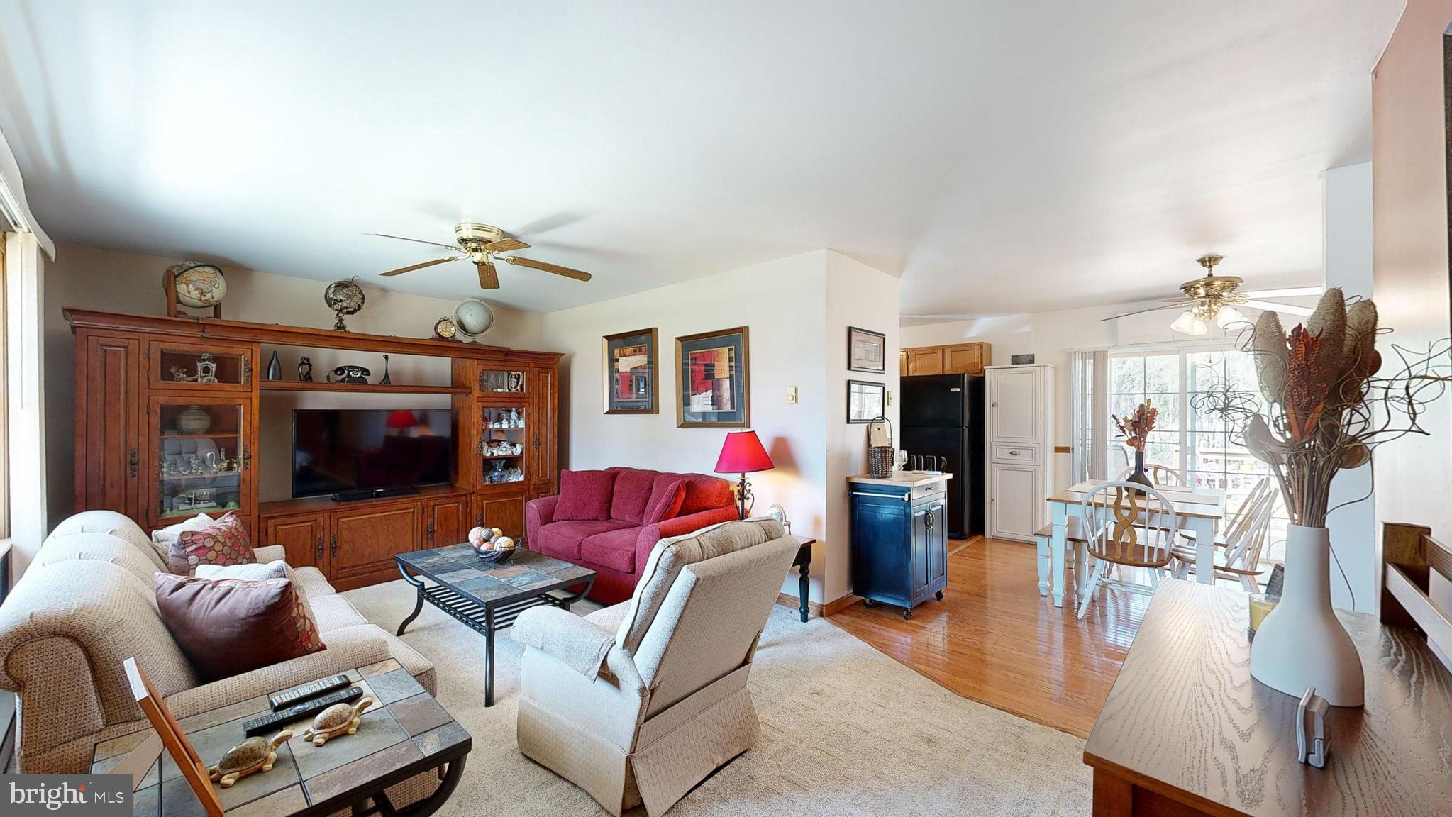 37 KERRY CIRCLE
