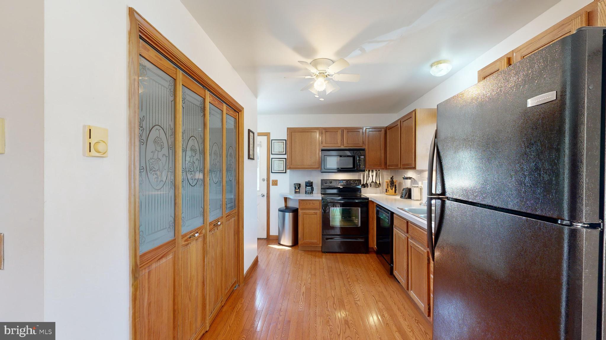37 KERRY CIRCLE