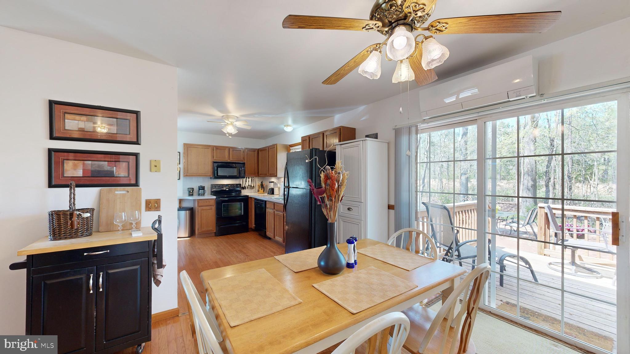 37 KERRY CIRCLE