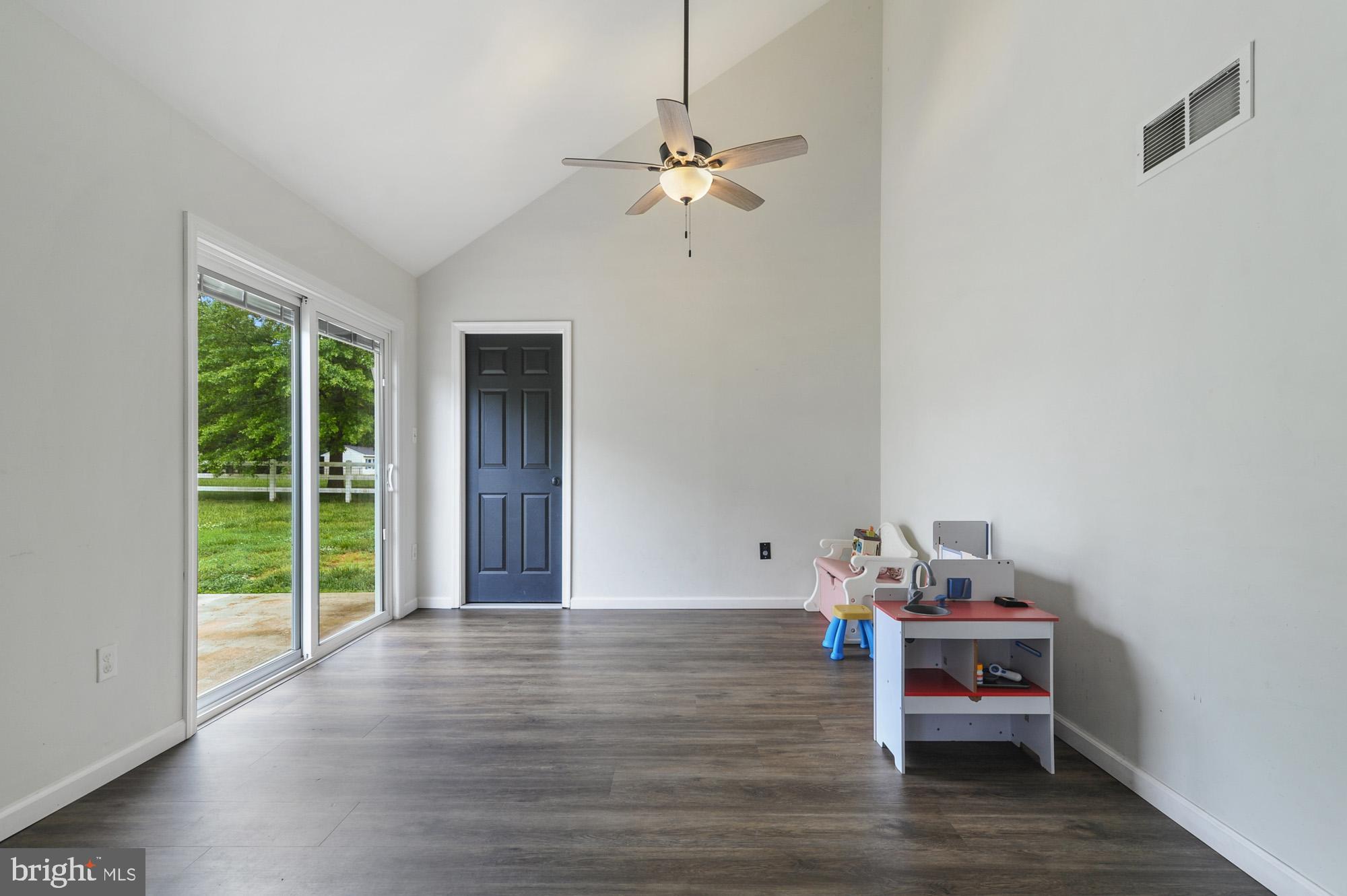 510 FIELDCREST DRIVE