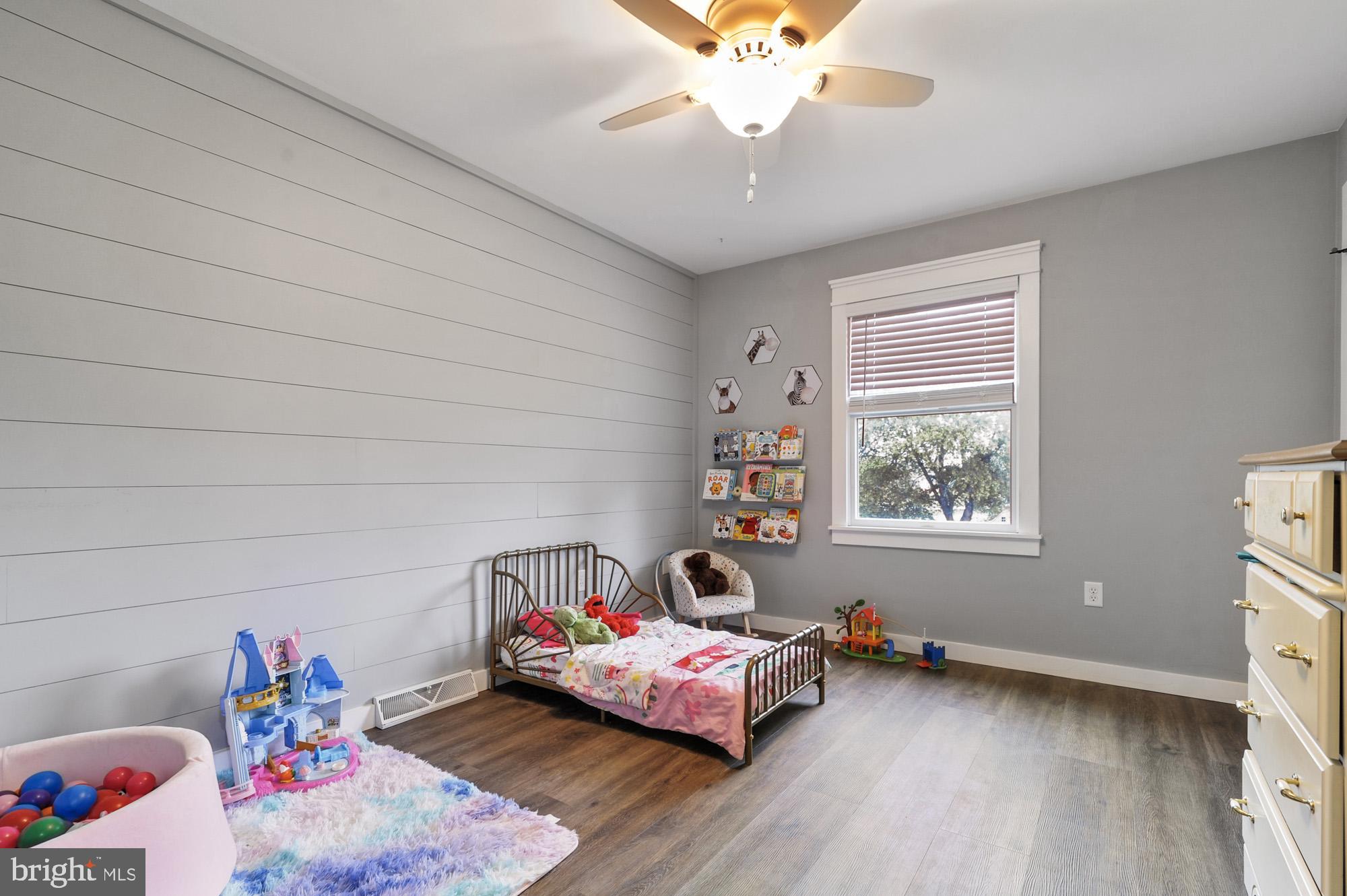 510 FIELDCREST DRIVE