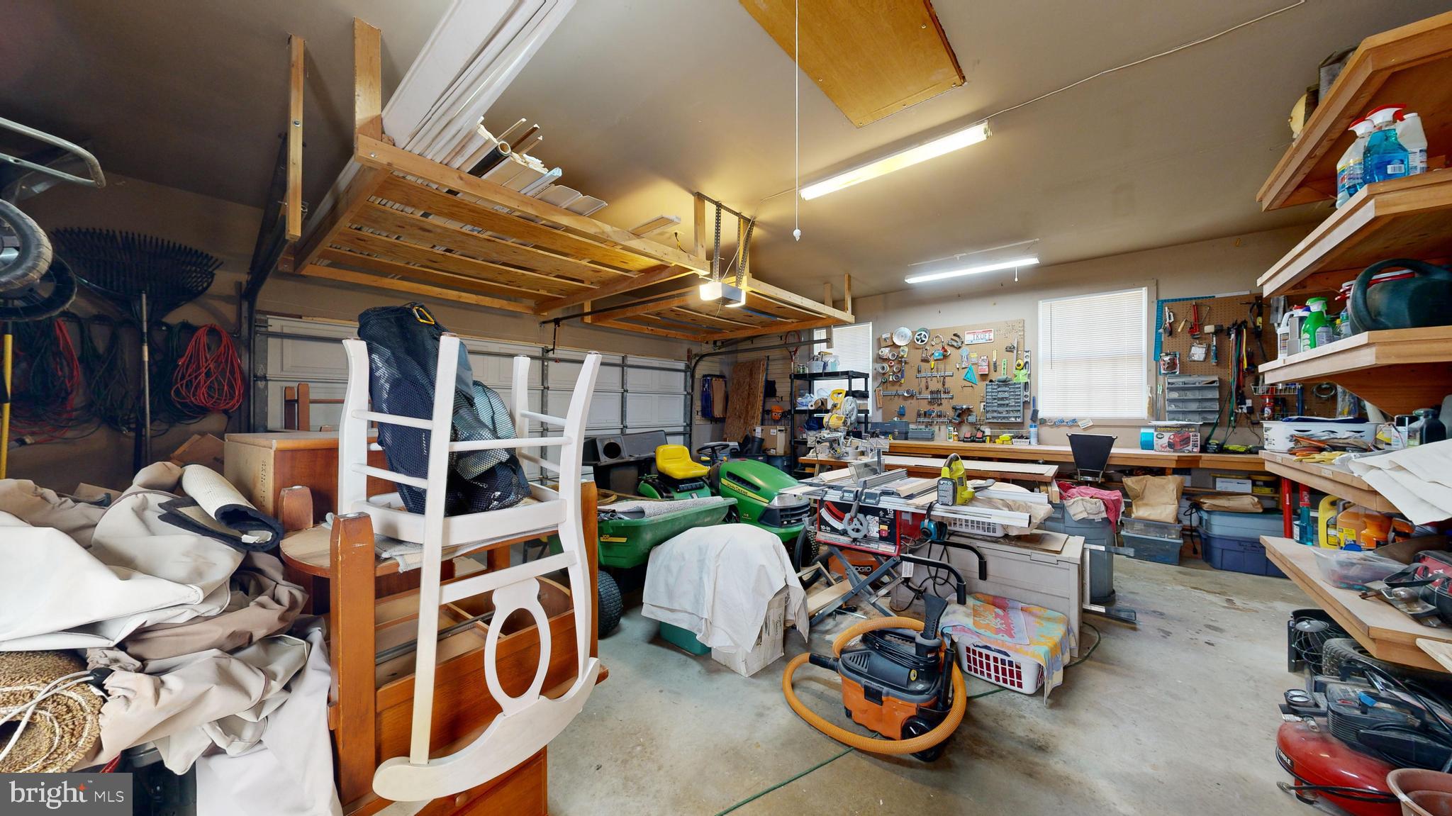 102 DODGE DRIVE