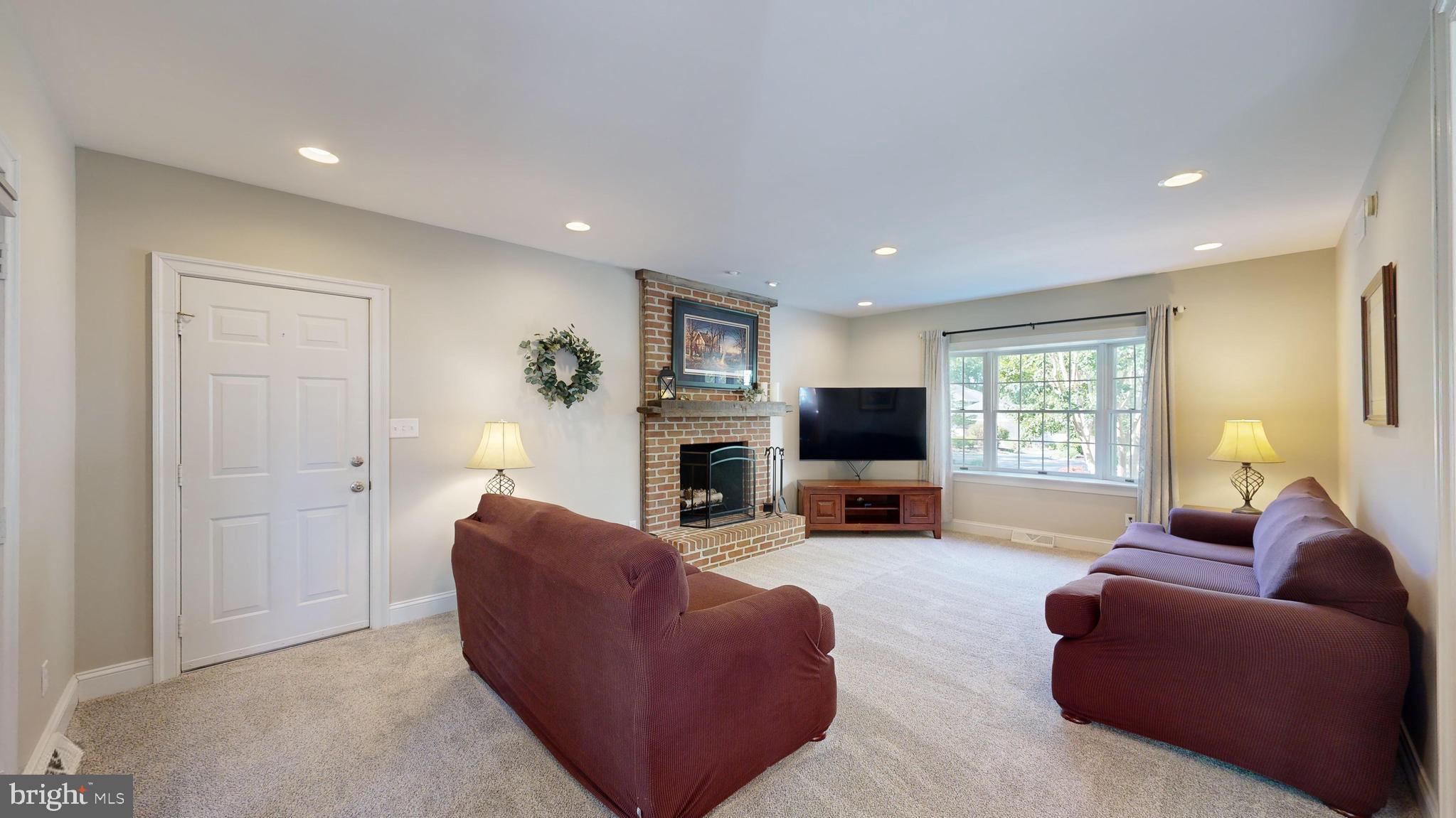 102 DODGE DRIVE