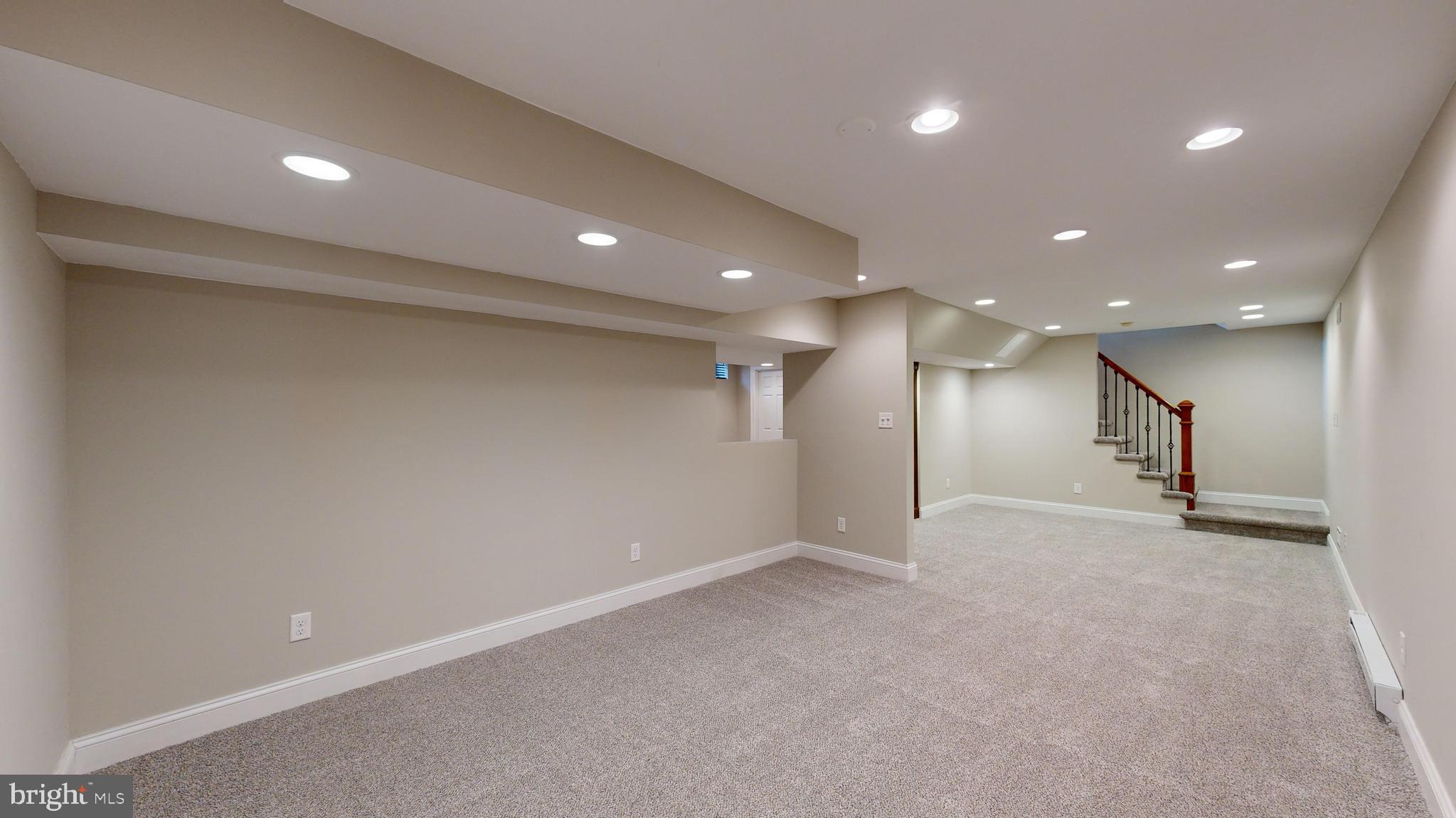 102 DODGE DRIVE