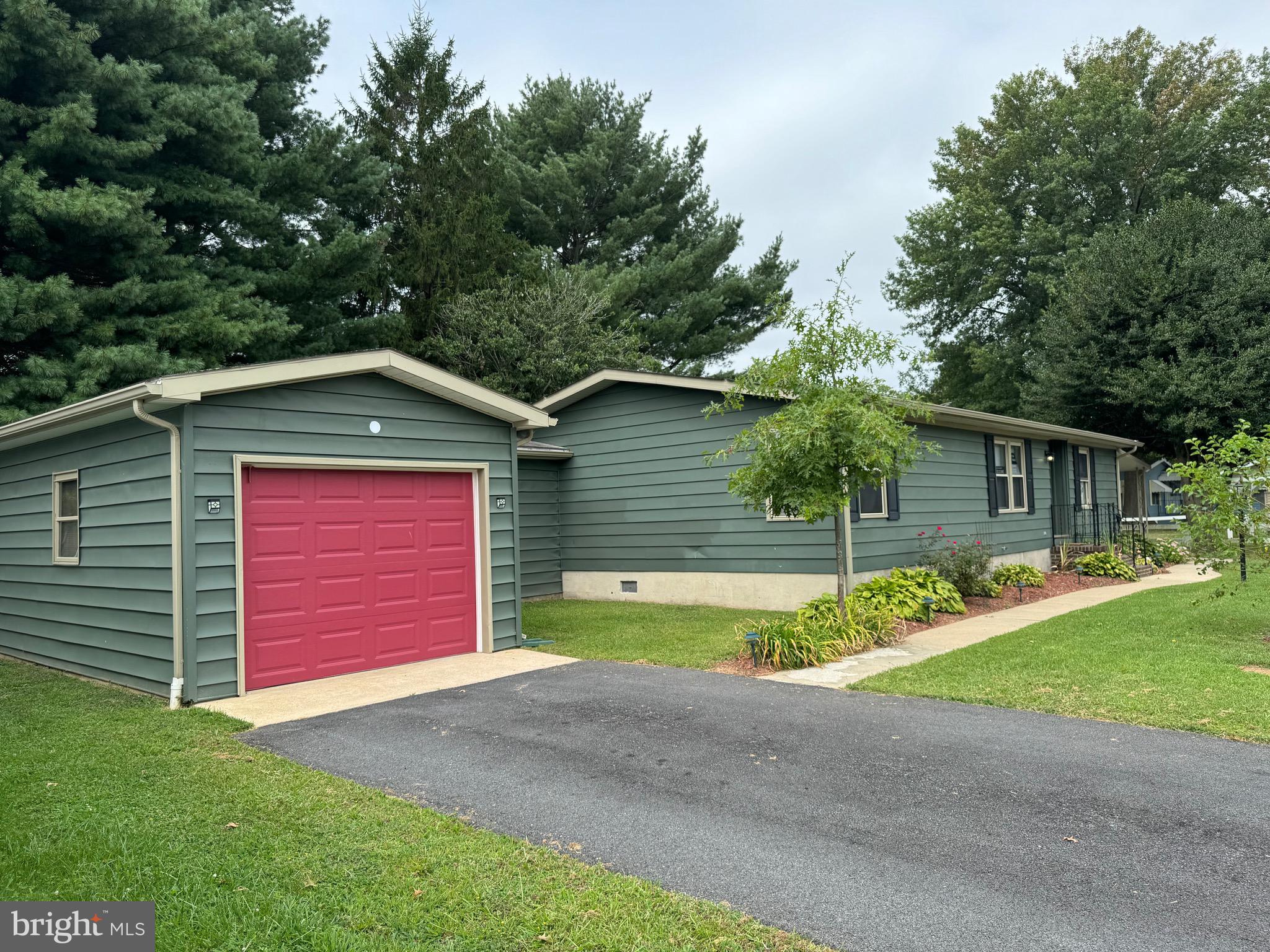 307 JEAN BRADLEY CIRCLE 314