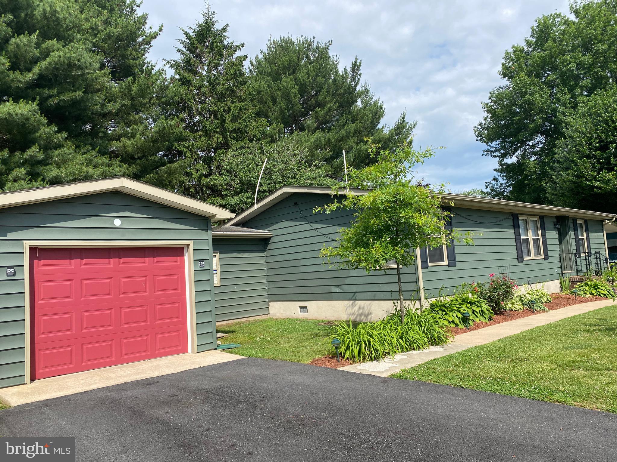 307 JEAN BRADLEY CIRCLE 314