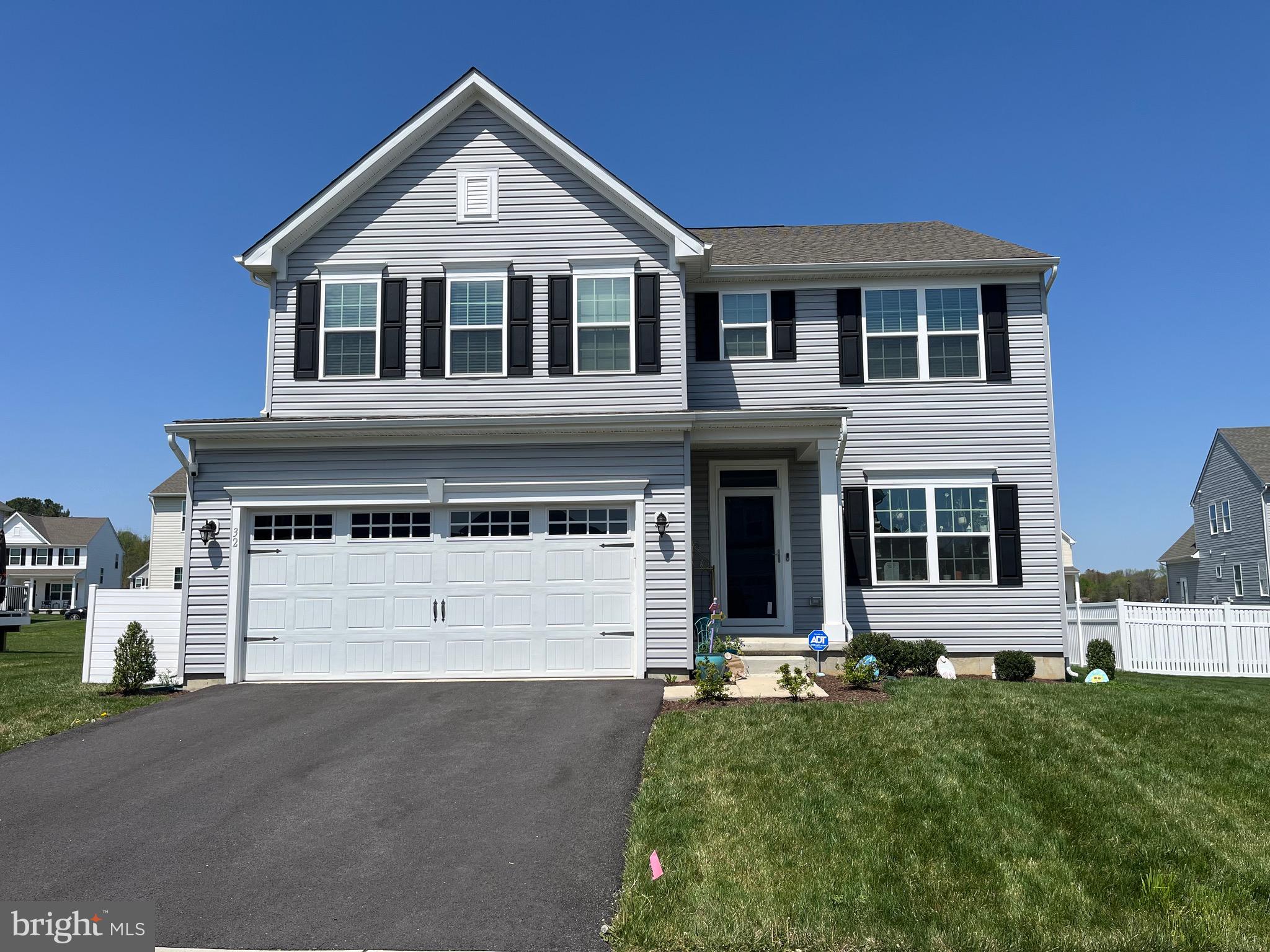 32 CONACH LANE