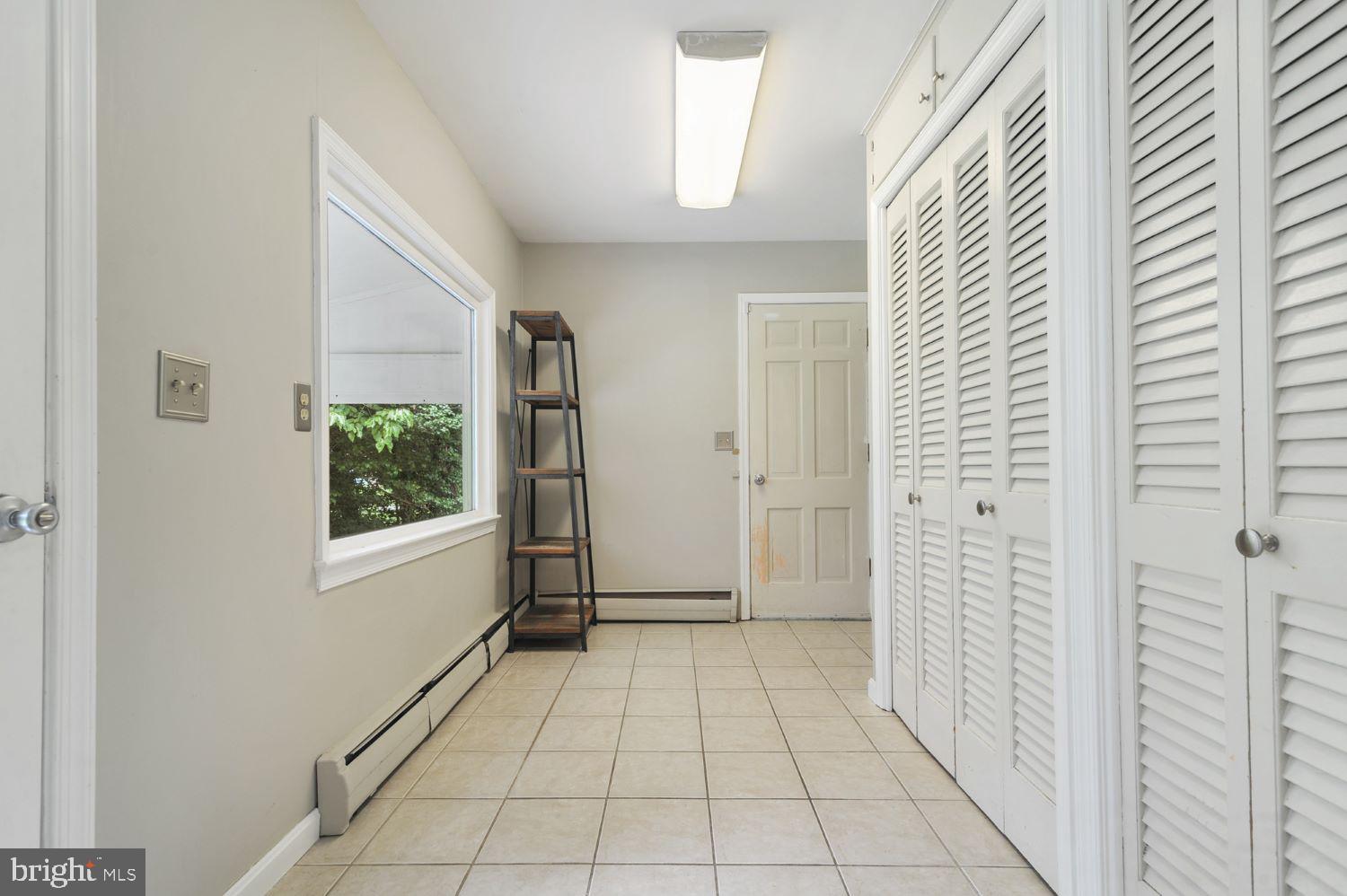 170 LYNNHAVEN DRIVE